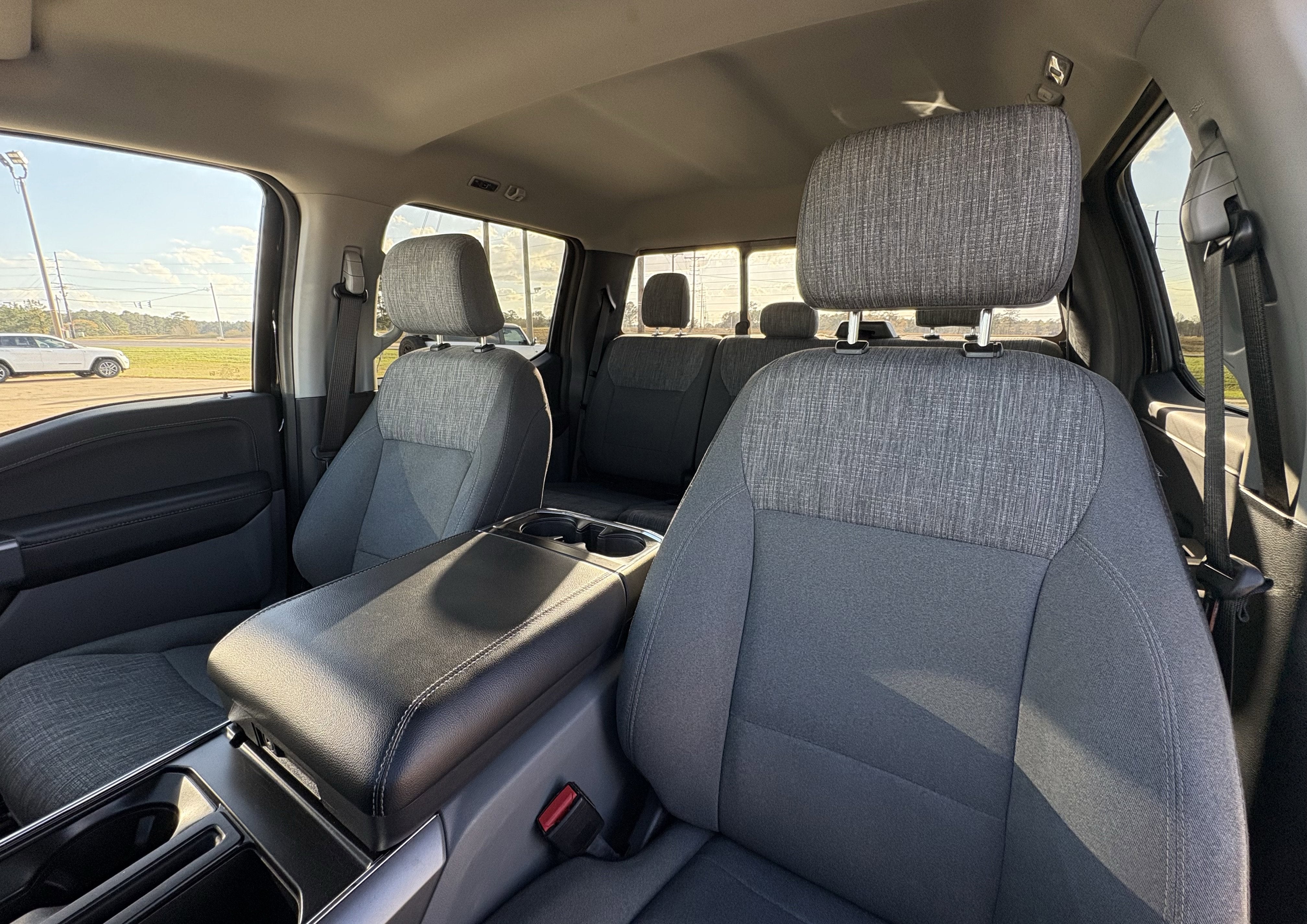 2022 Ford F-150 Base