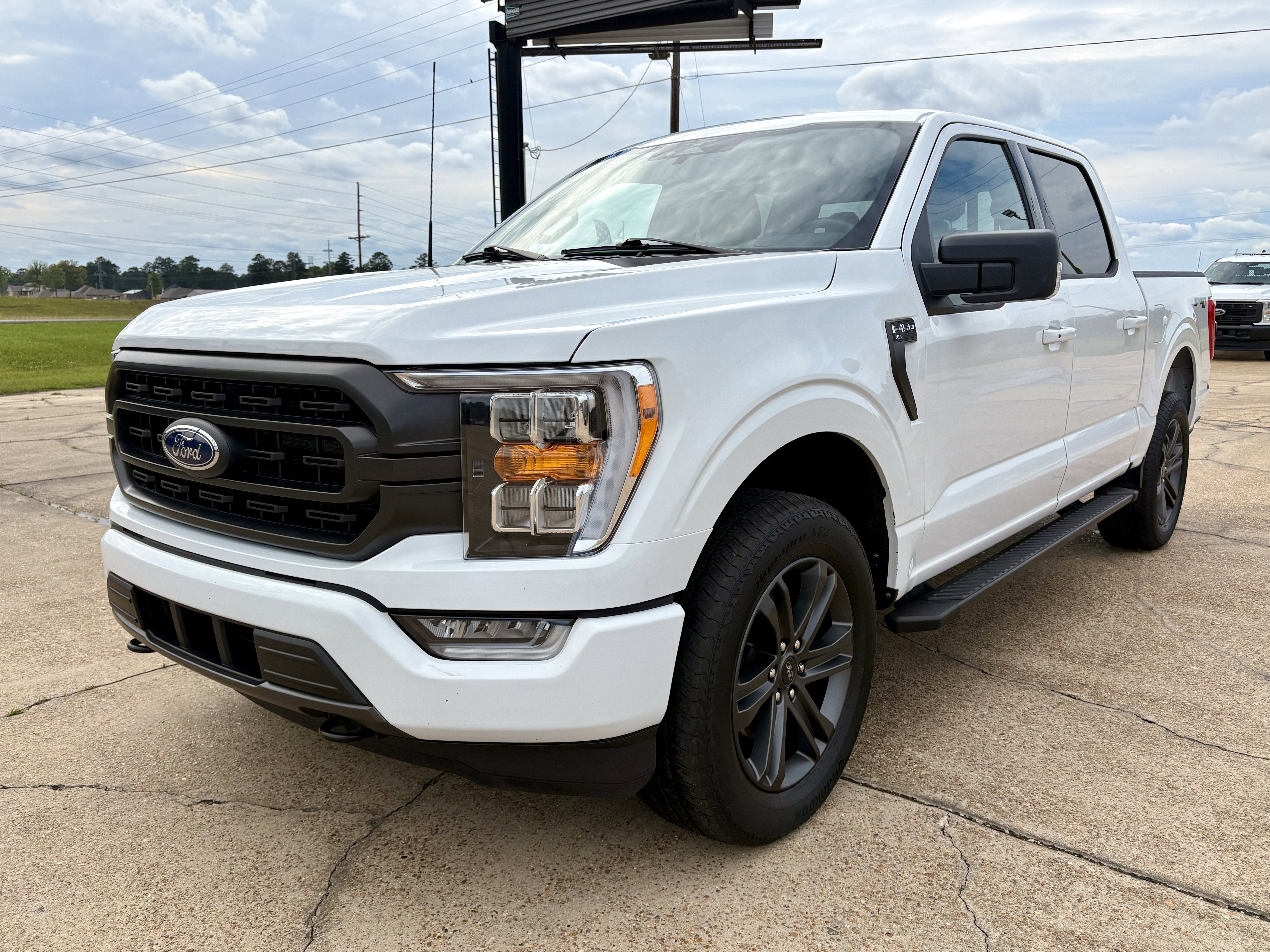 2023 Ford F-150 Base