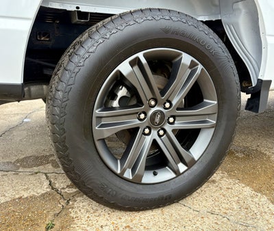 2023 Ford F-150 Base