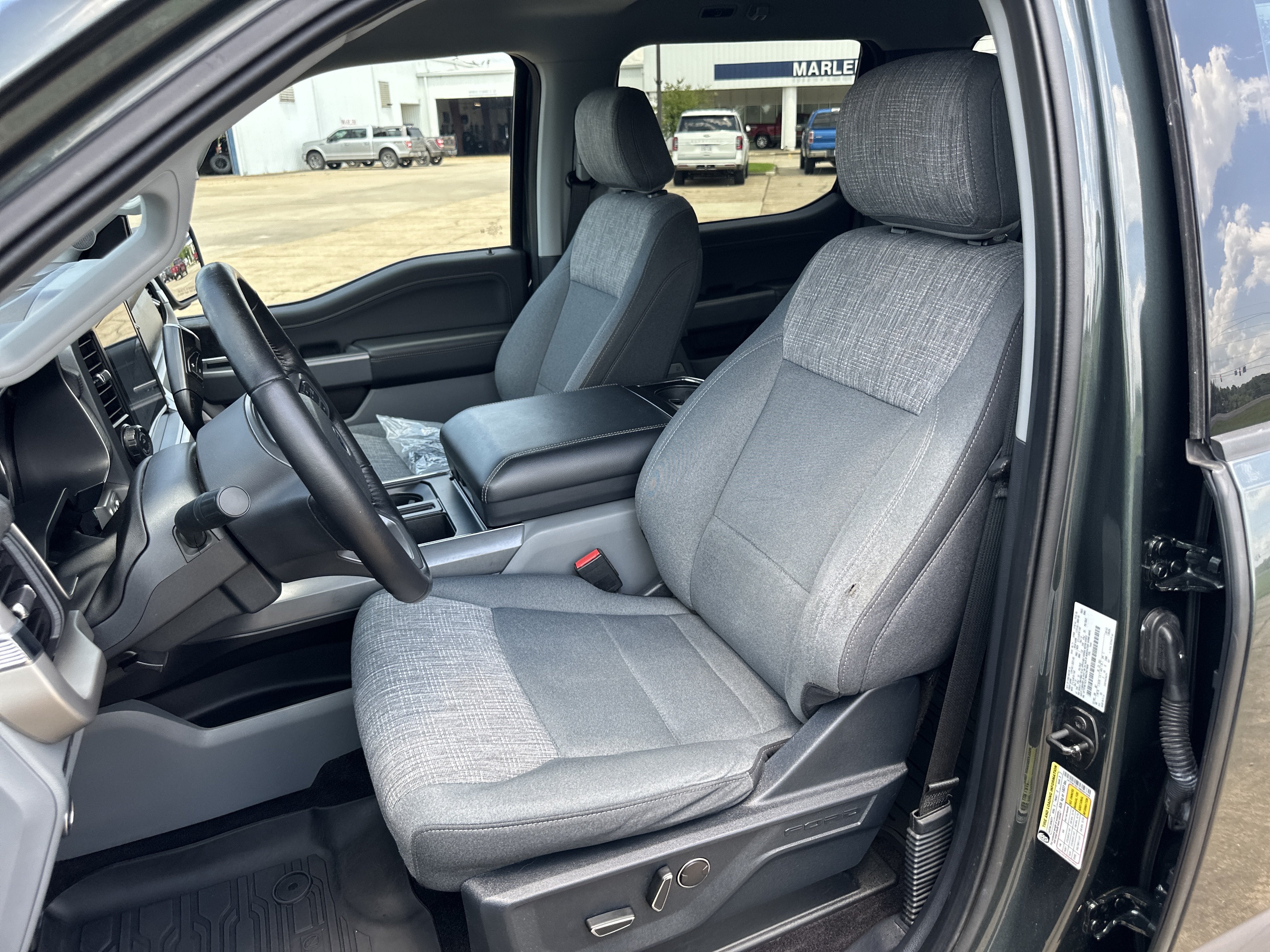 2021 Ford F-150 Base