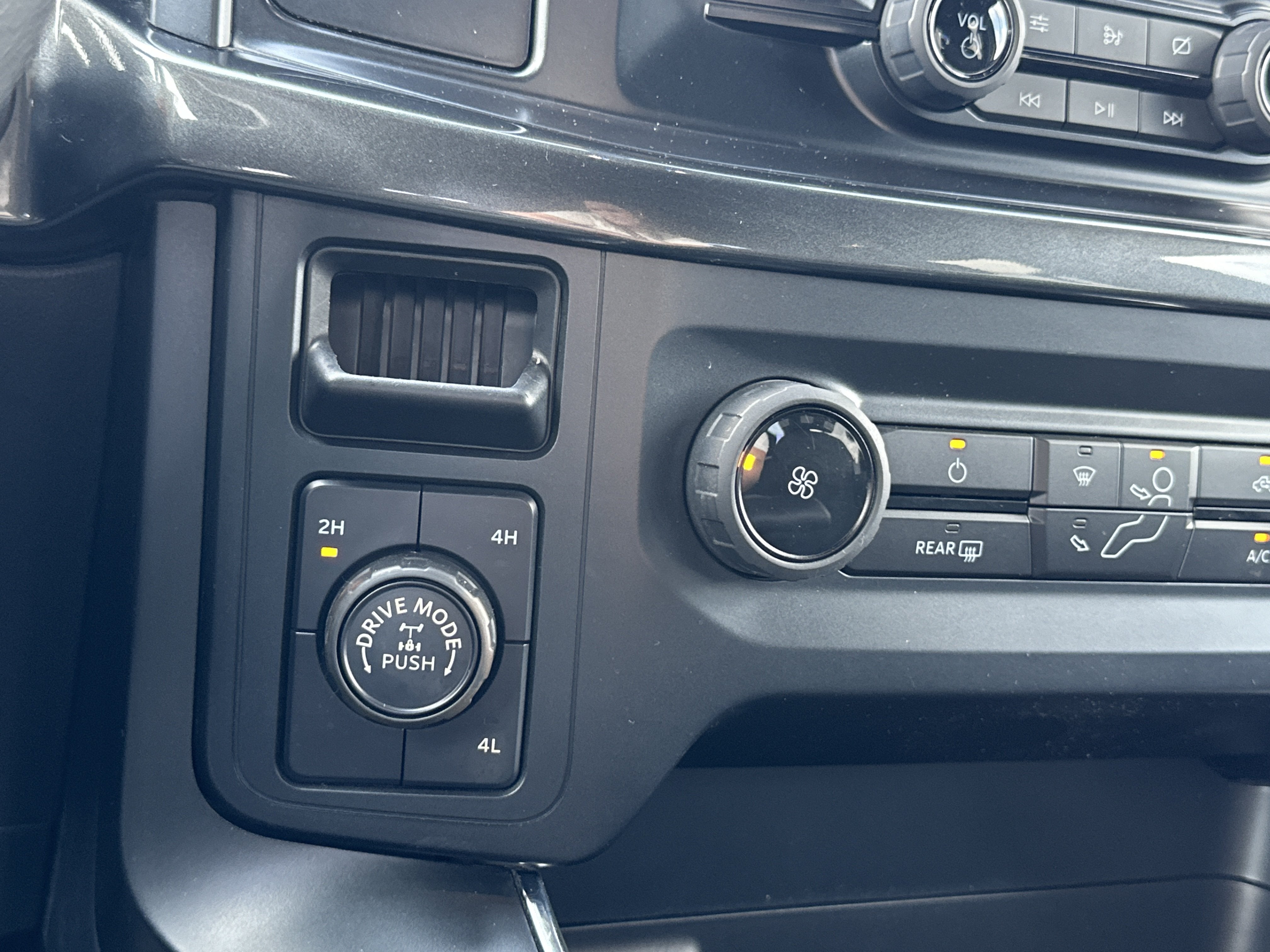 2021 Ford F-150 Base