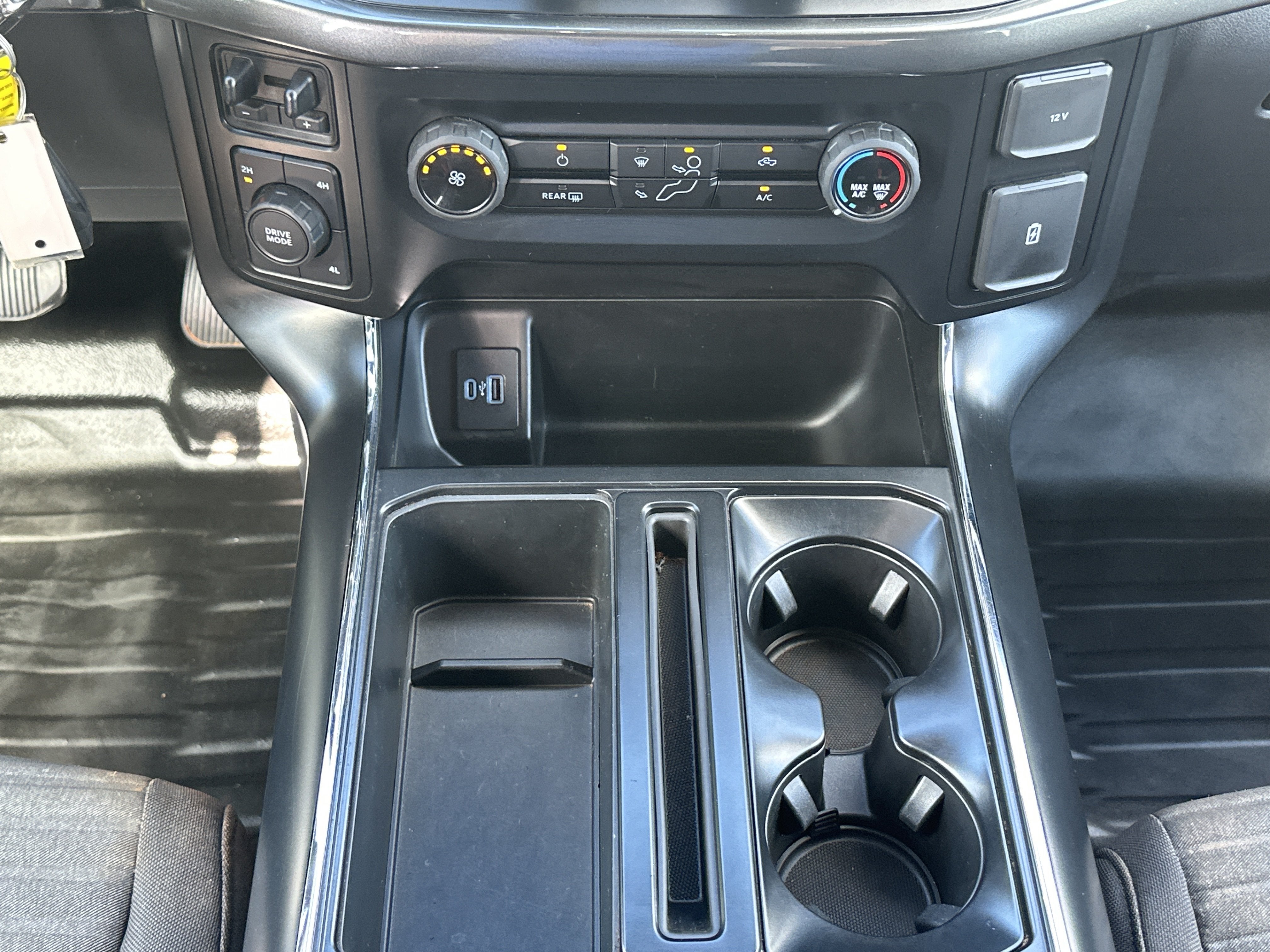 2023 Ford F-150 Base