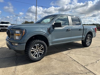 2023 Ford F-150 Base