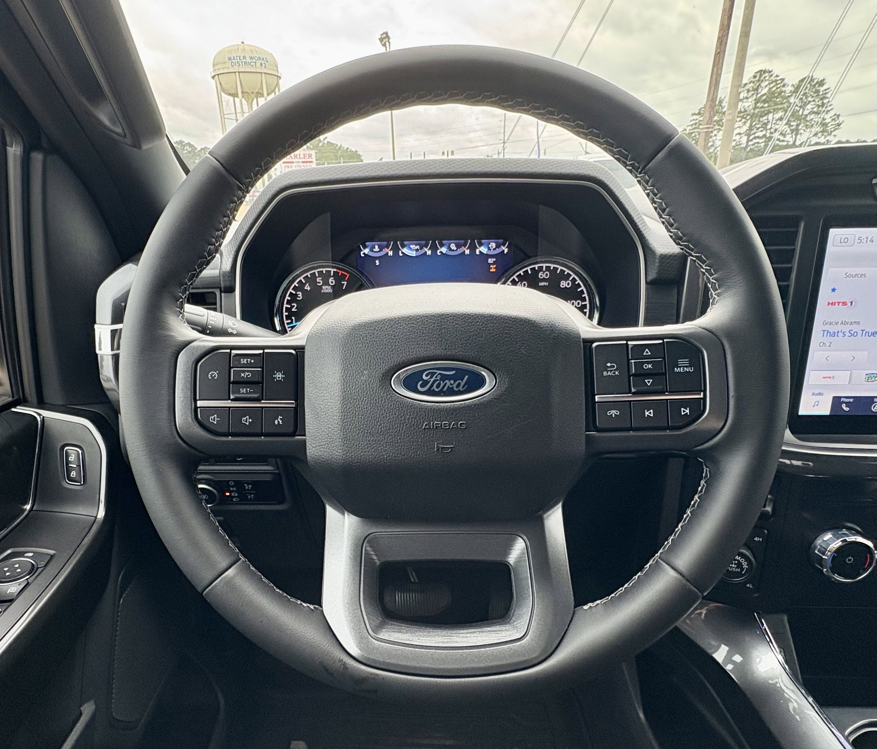 2023 Ford F-150 Base