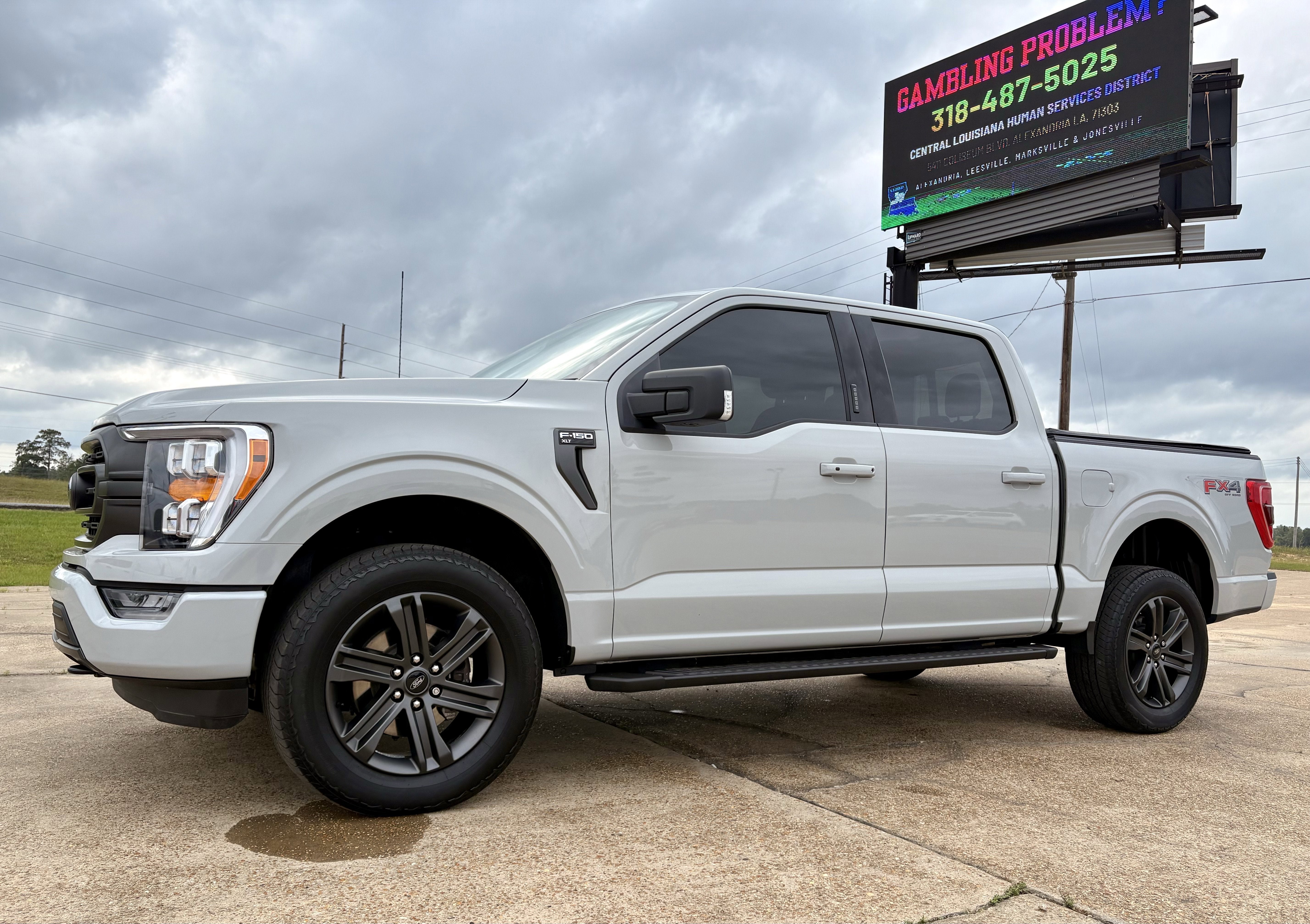 2023 Ford F-150 Base