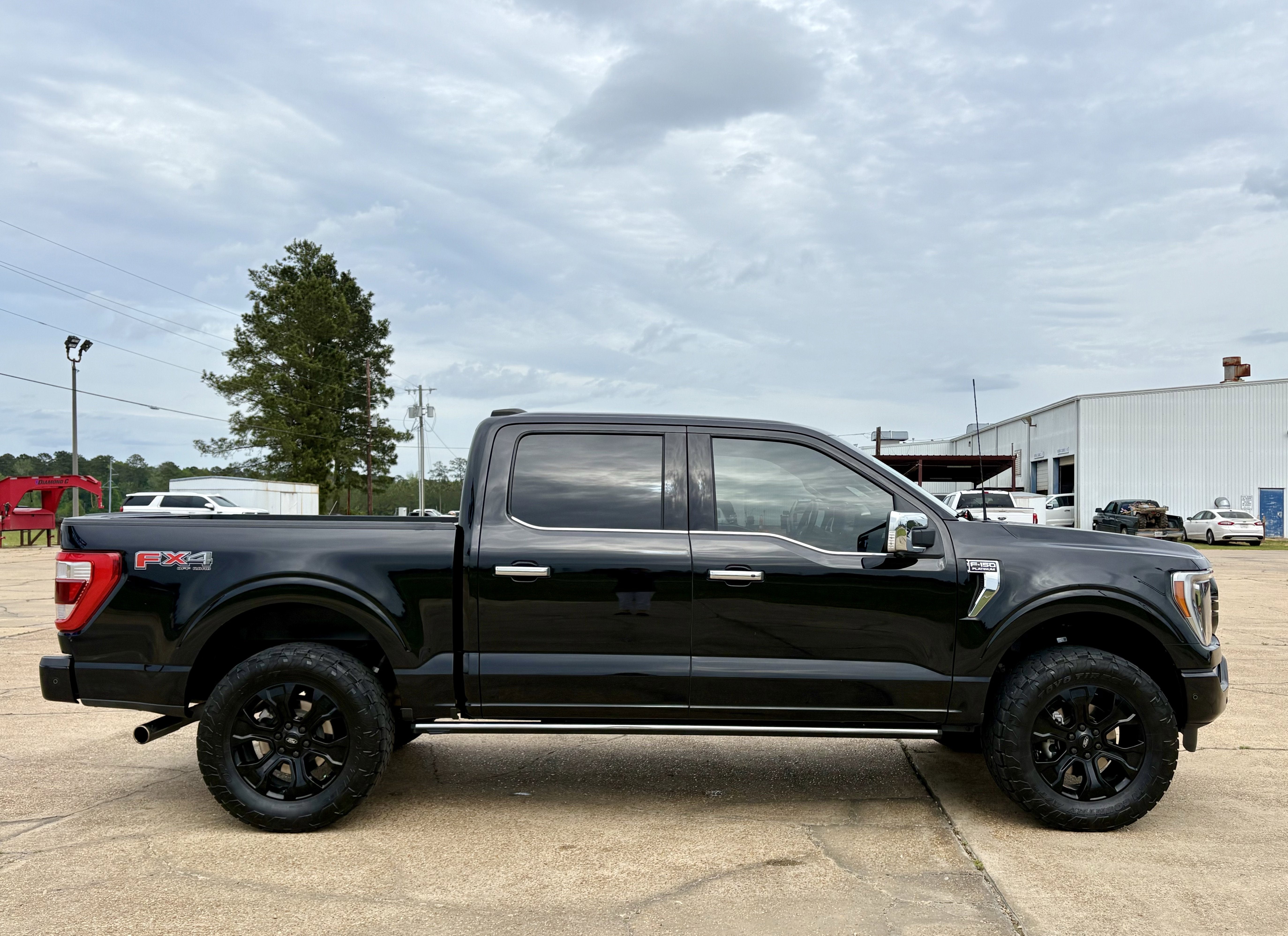 2023 Ford F-150 Base
