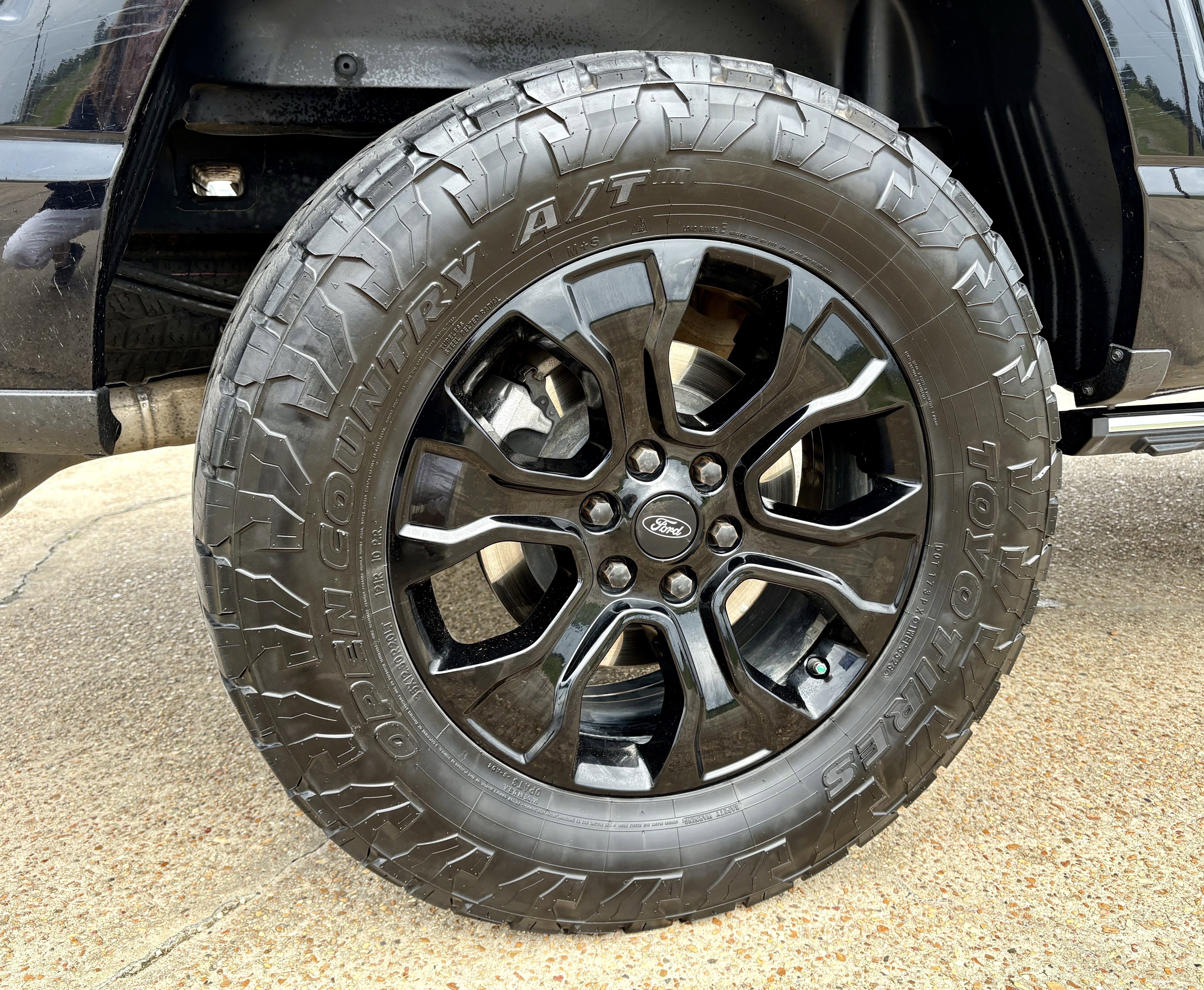 2023 Ford F-150 Base