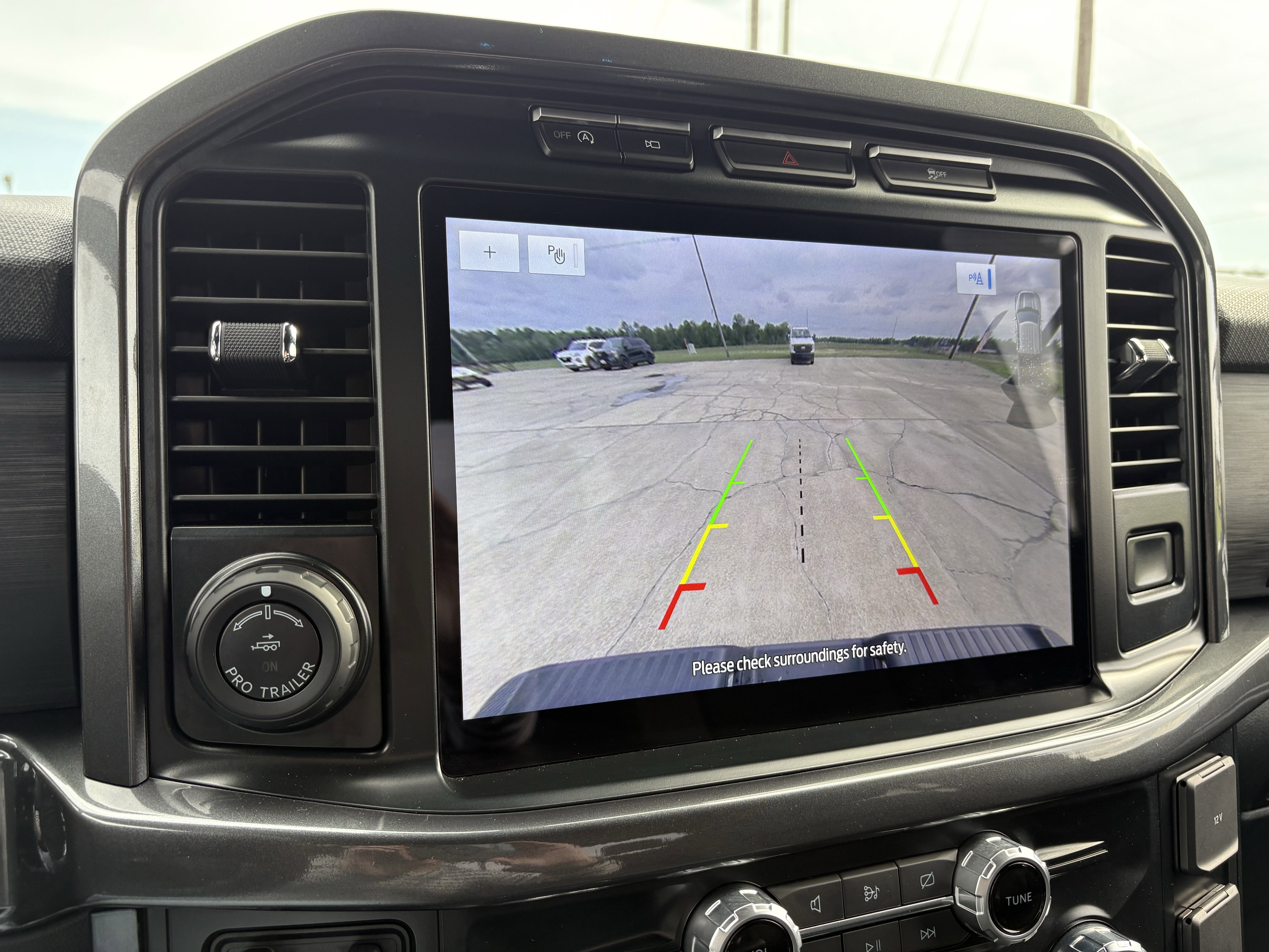 2023 Ford F-150 Base