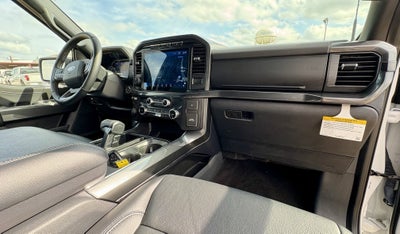 2022 Ford F-150 Base