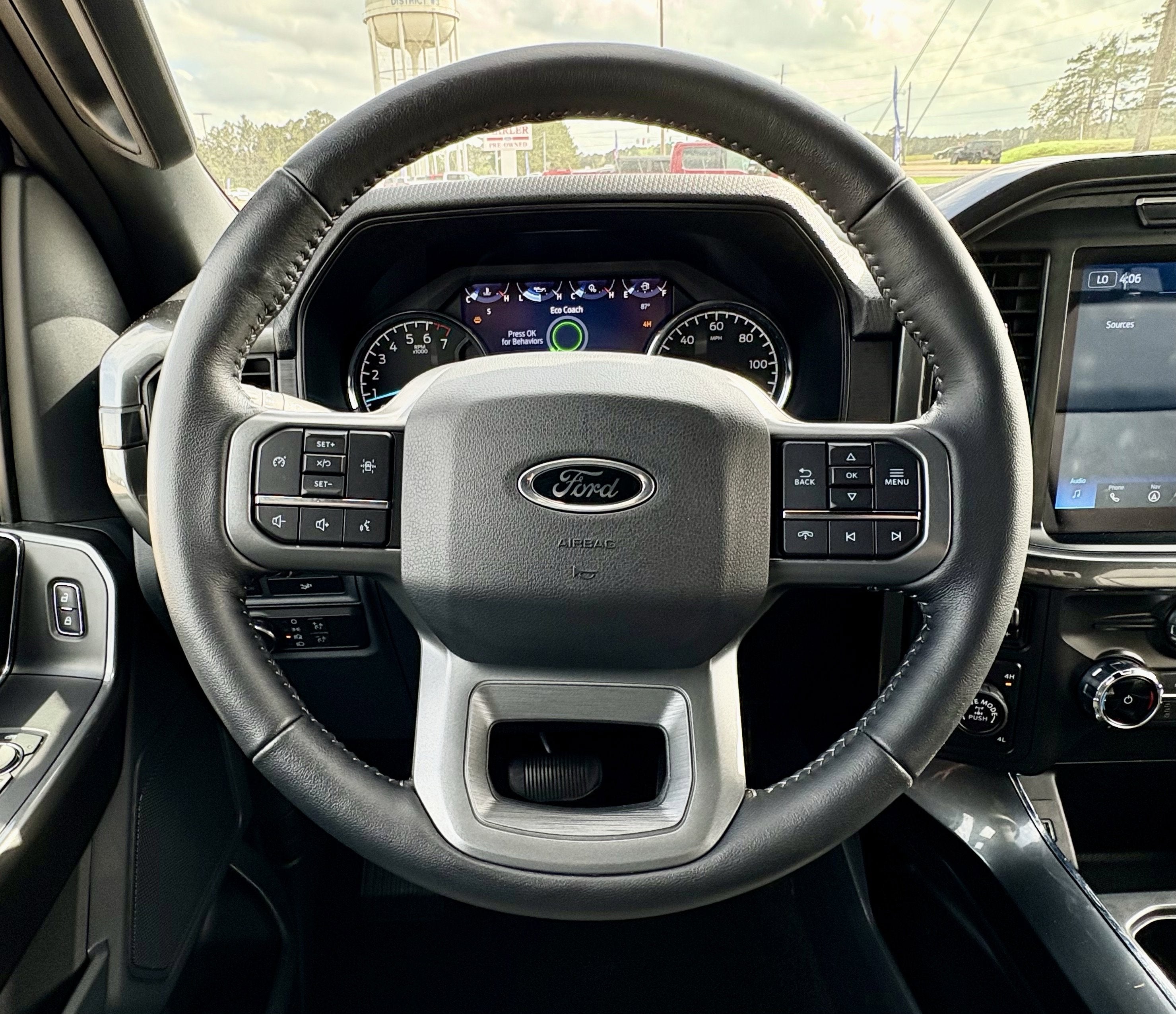 2022 Ford F-150 Base