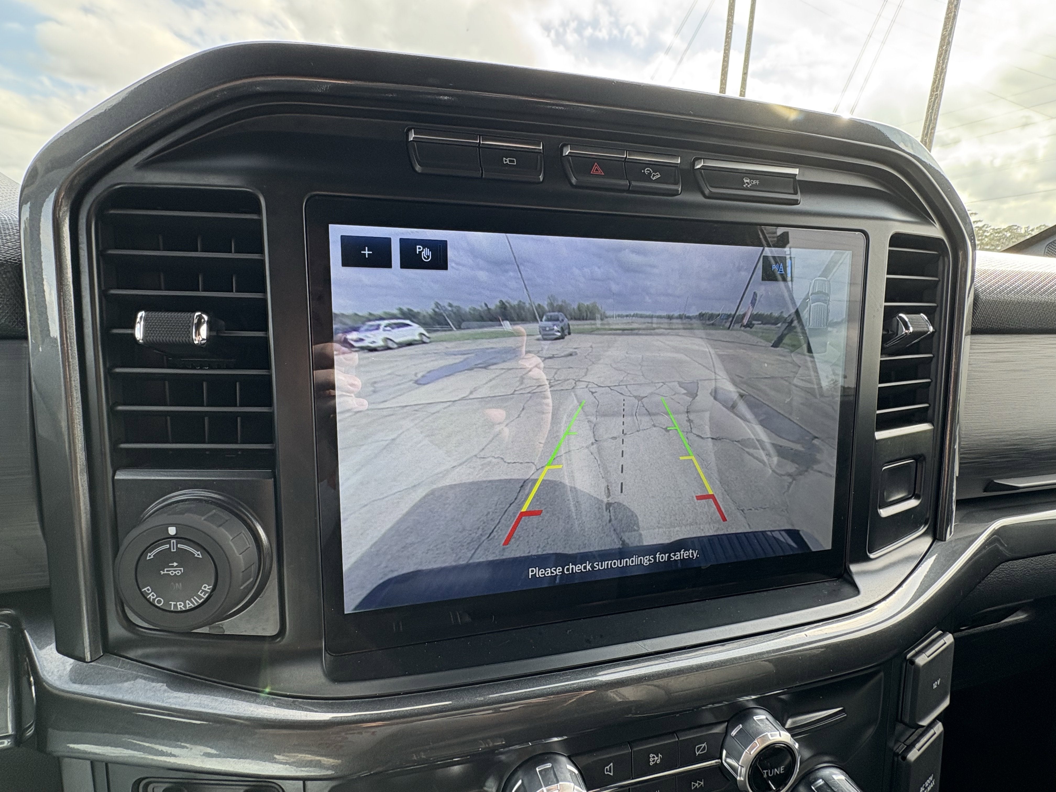 2022 Ford F-150 Base