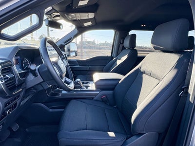 2023 Ford F-150 Base