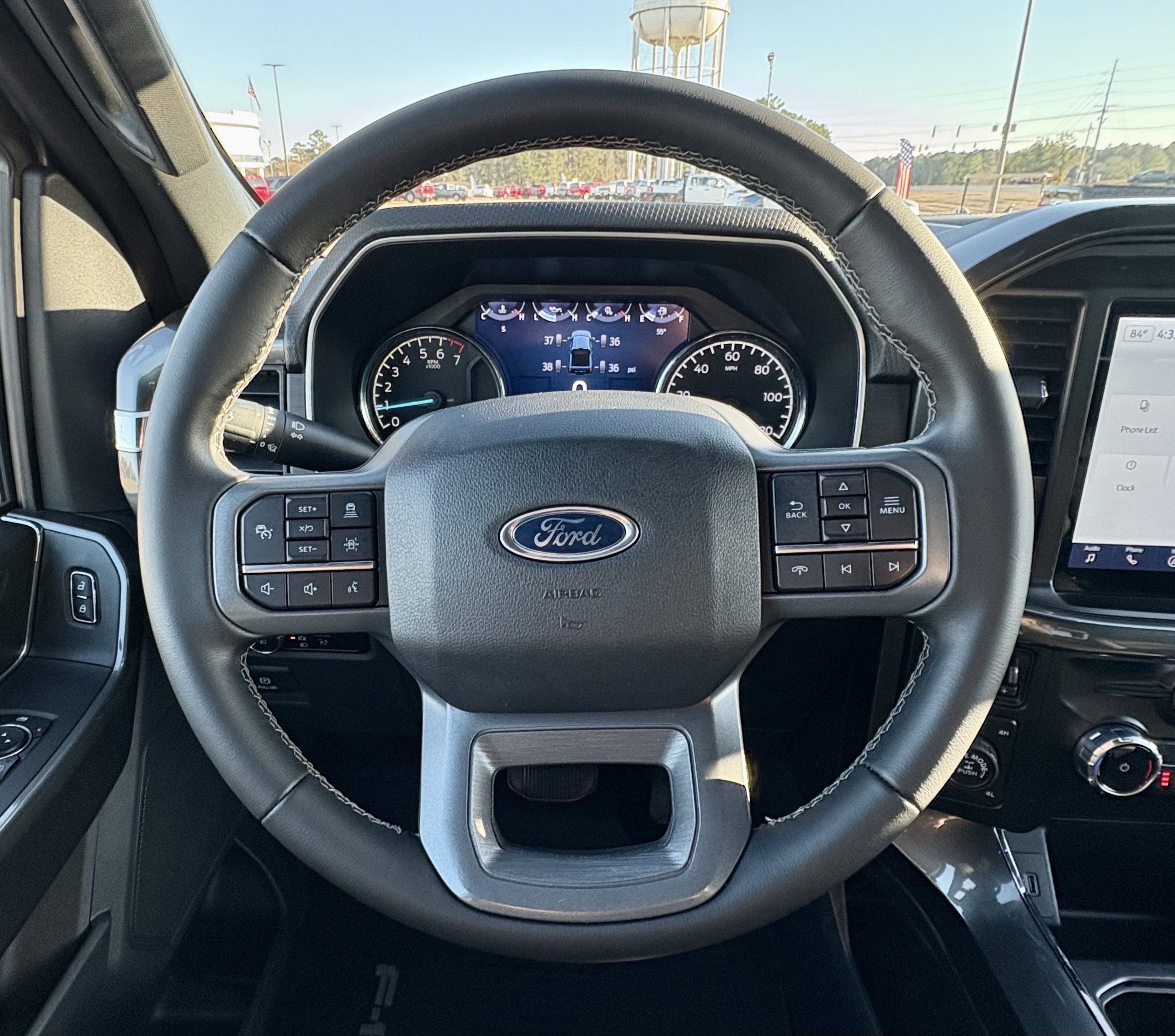 2023 Ford F-150 Base