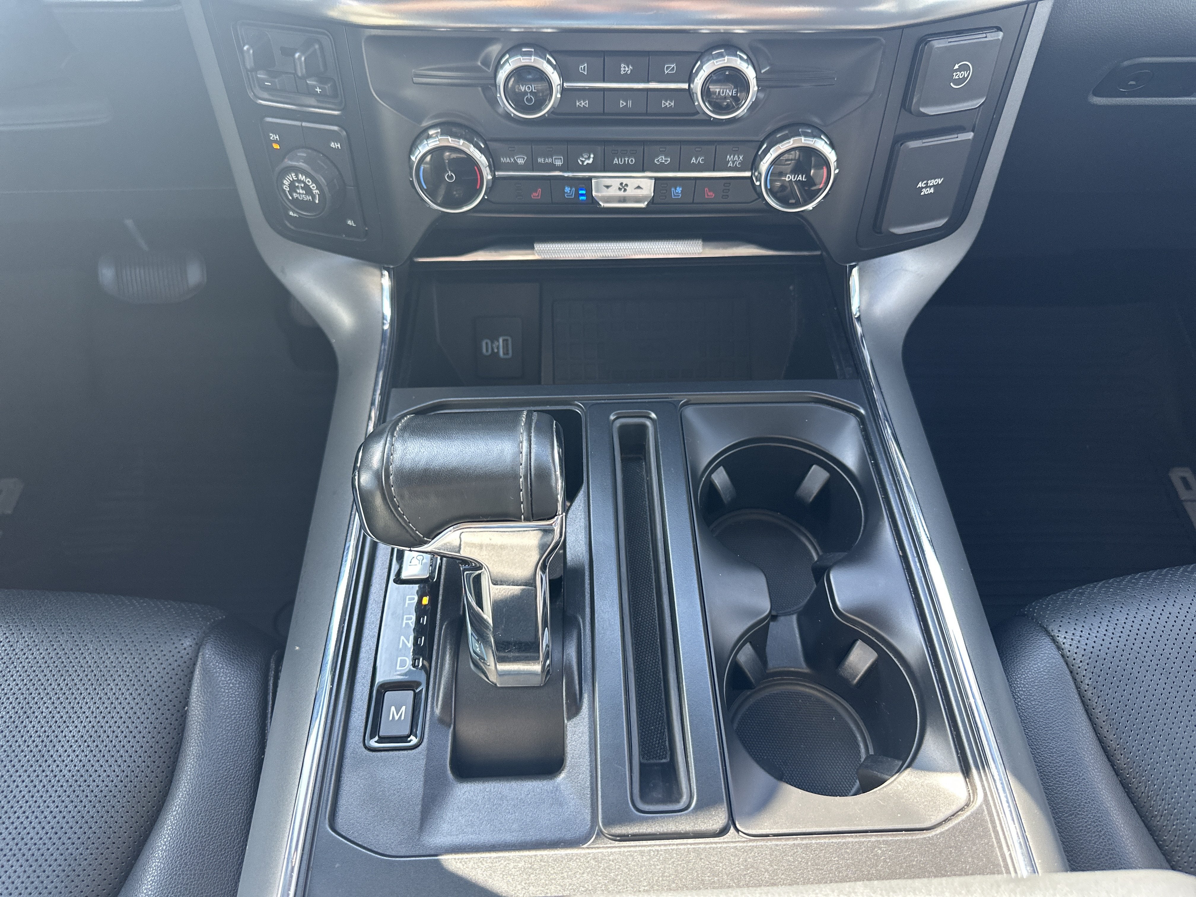 2022 Ford F-150 Base