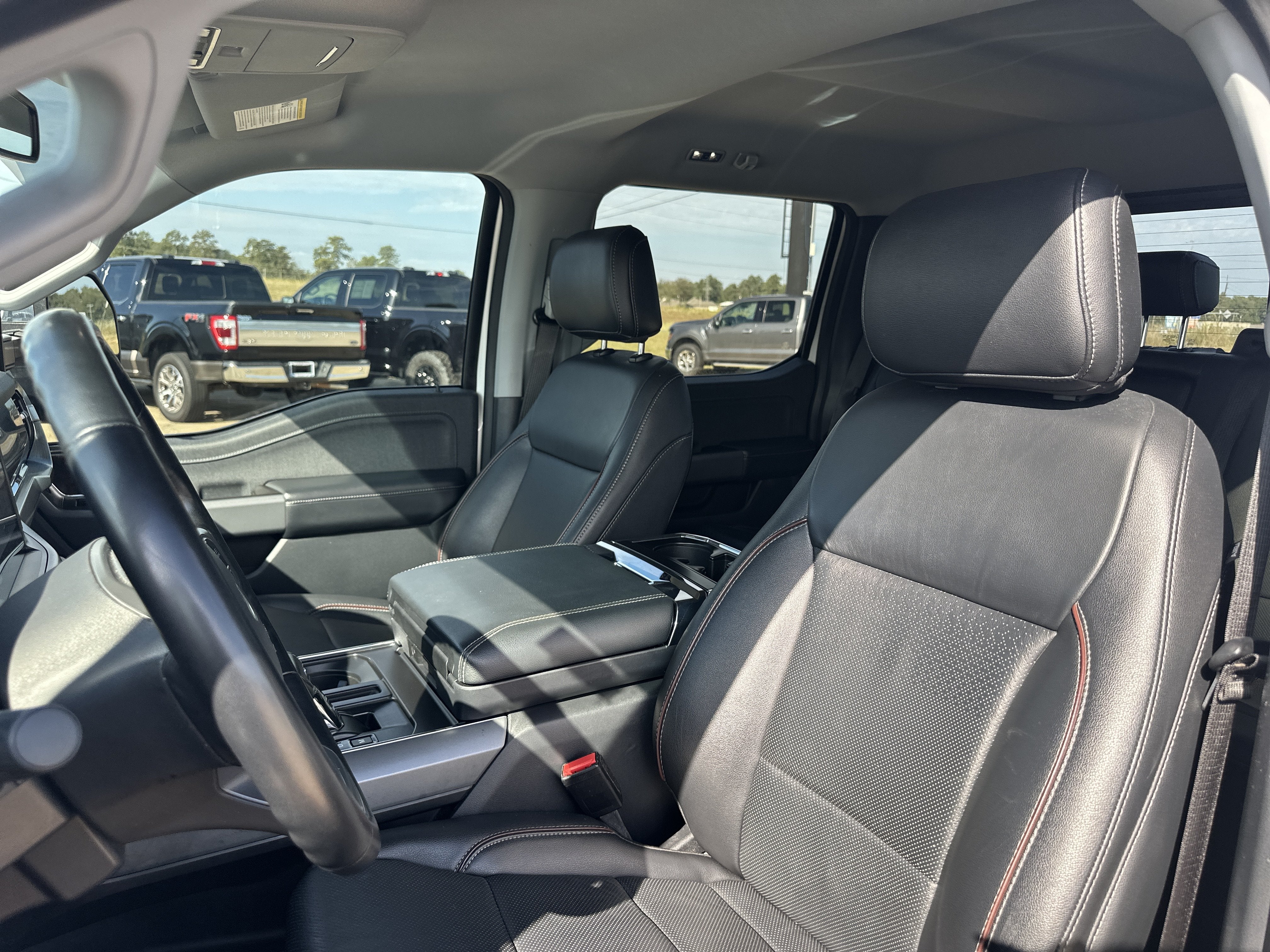 2022 Ford F-150 Base