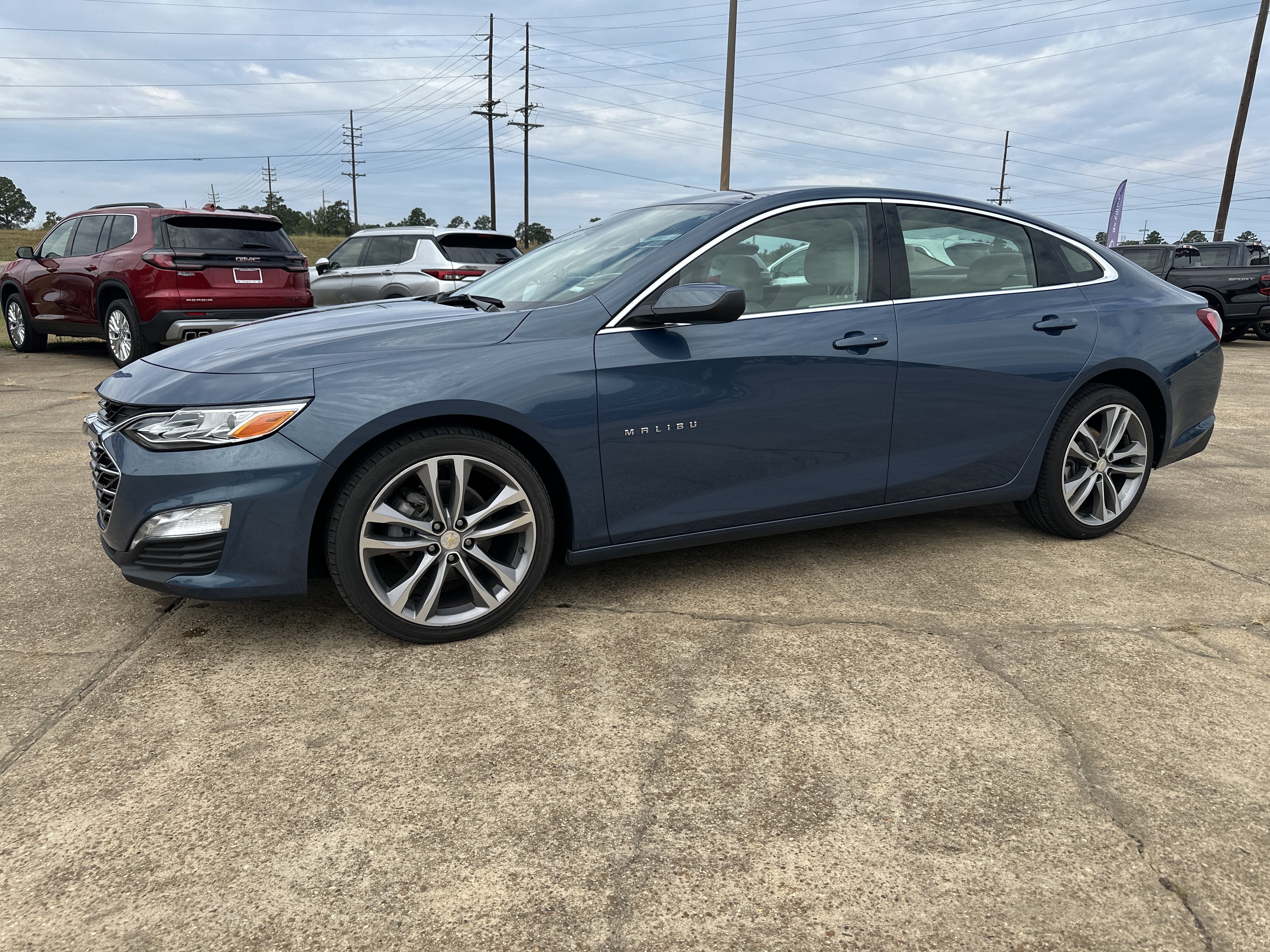 2024 Chevrolet Malibu LT w/2LT