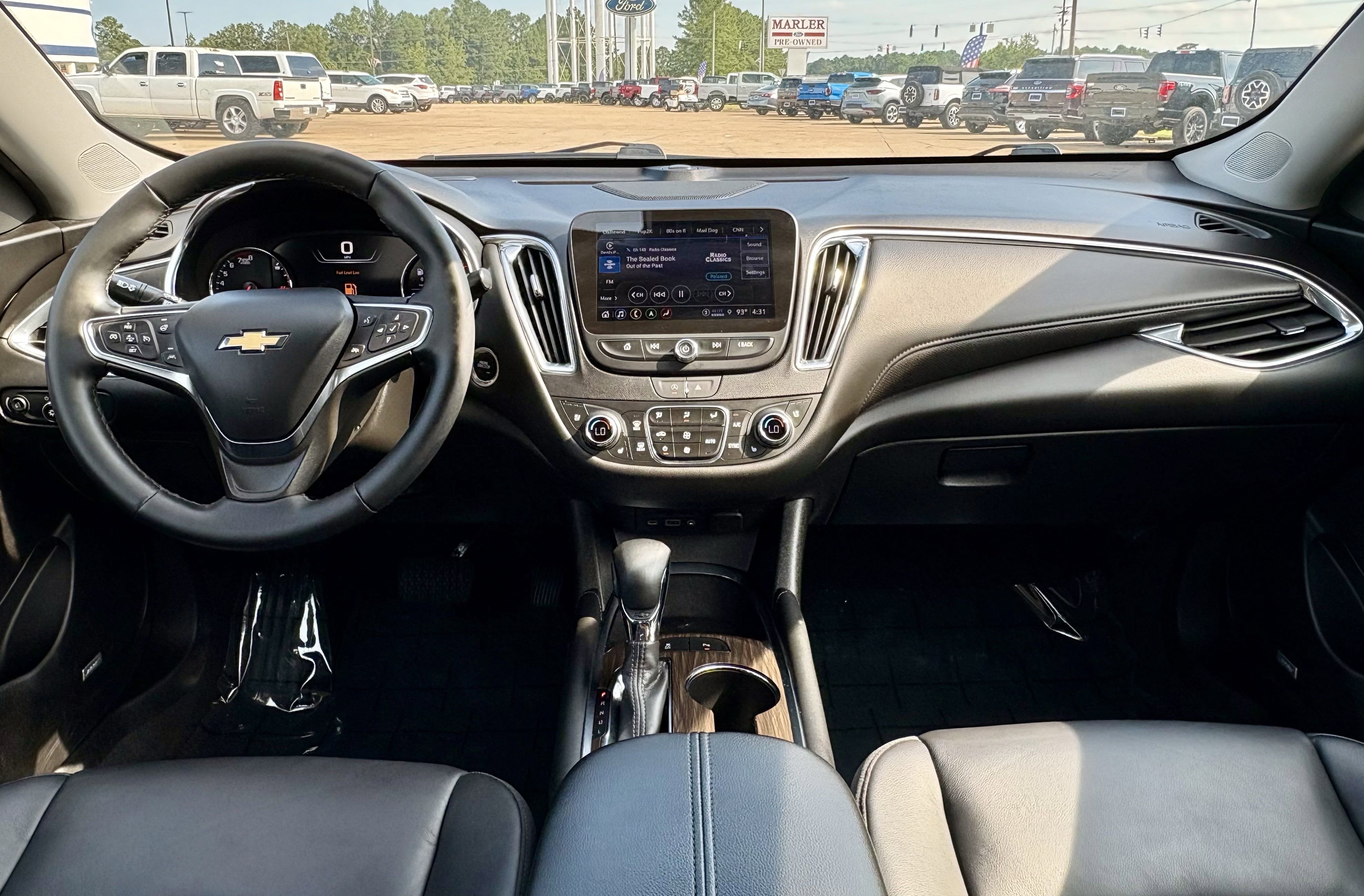 2024 Chevrolet Malibu LT w/2LT