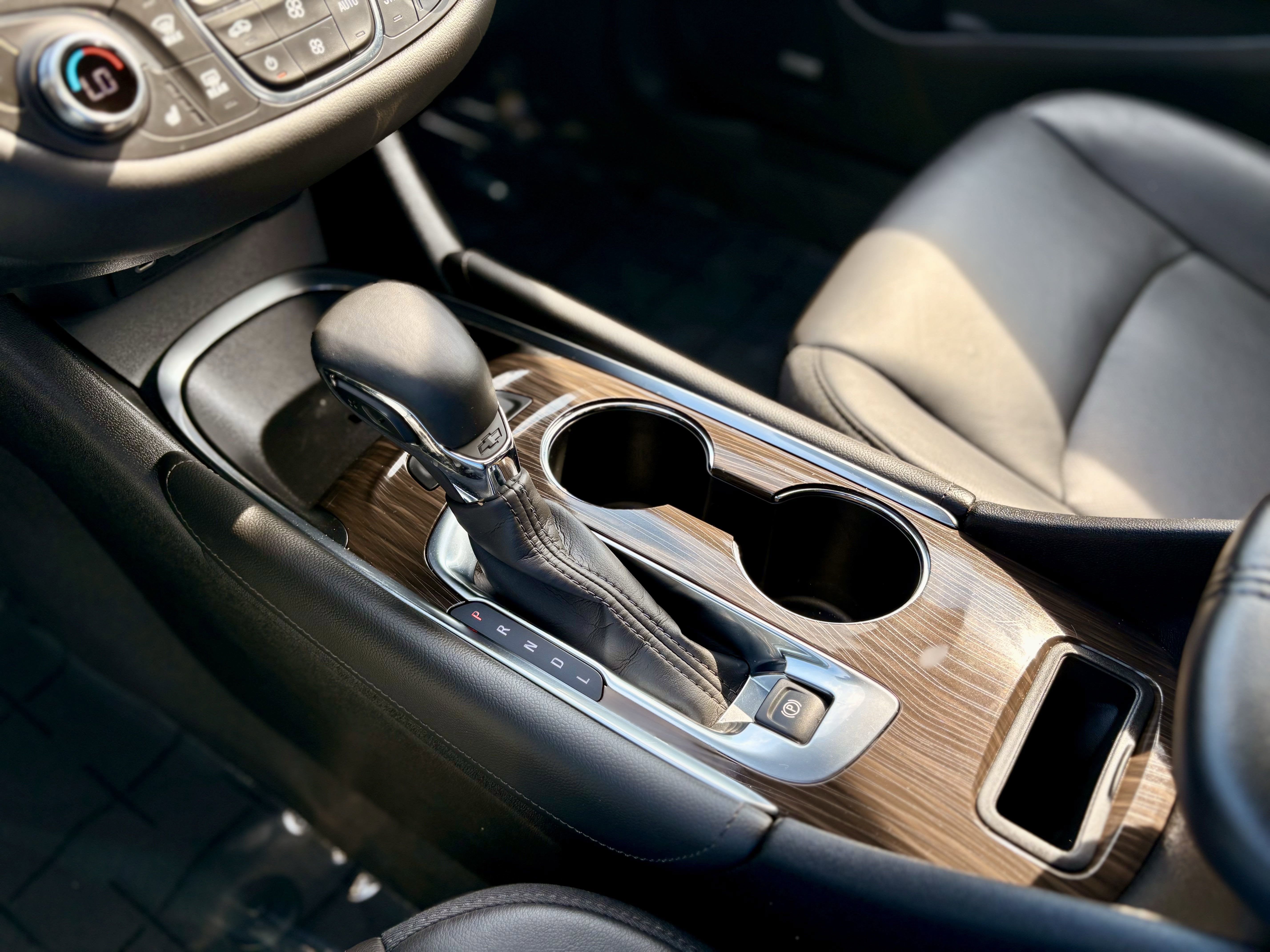 2024 Chevrolet Malibu LT w/2LT