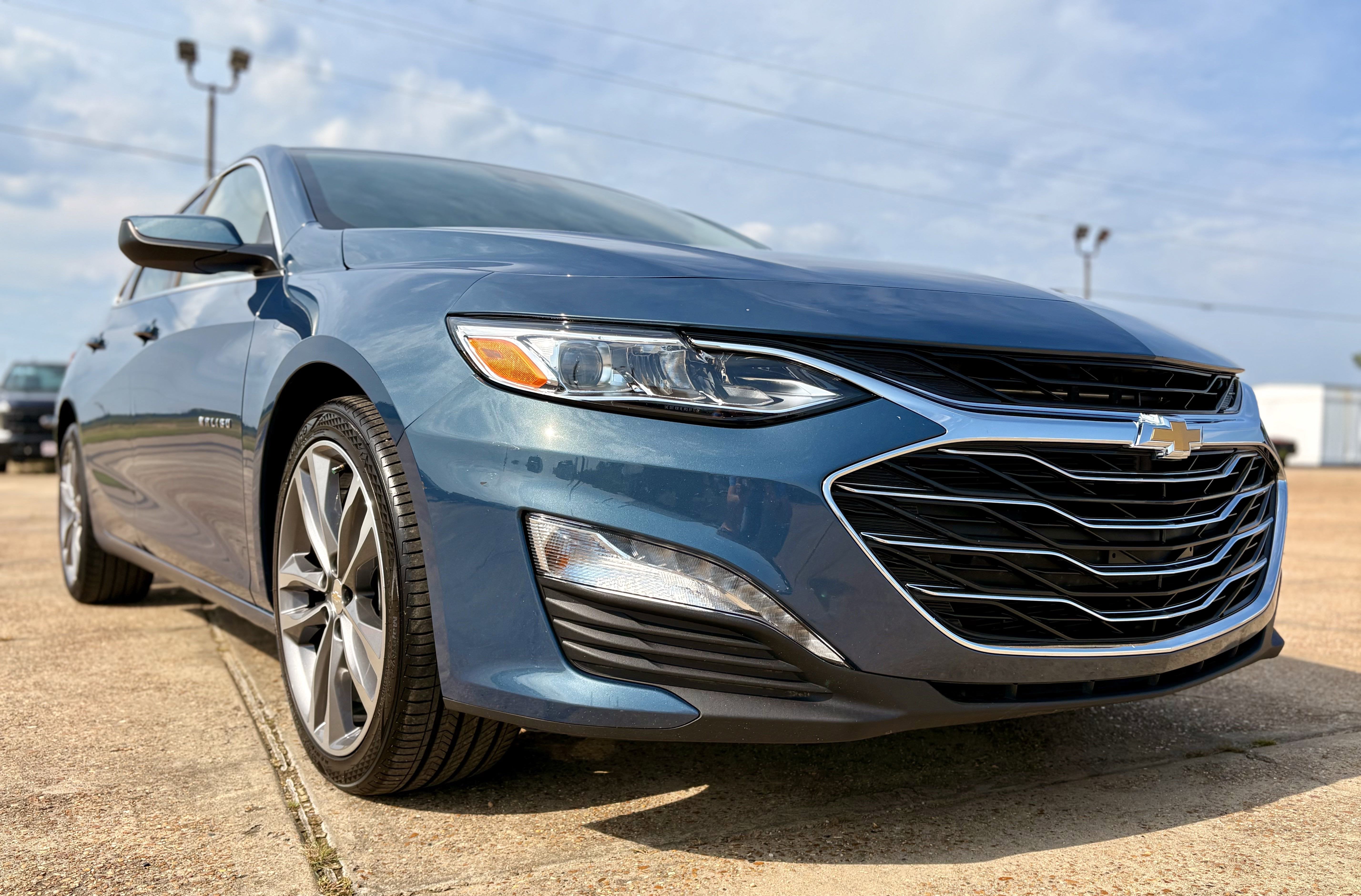 2024 Chevrolet Malibu LT w/2LT