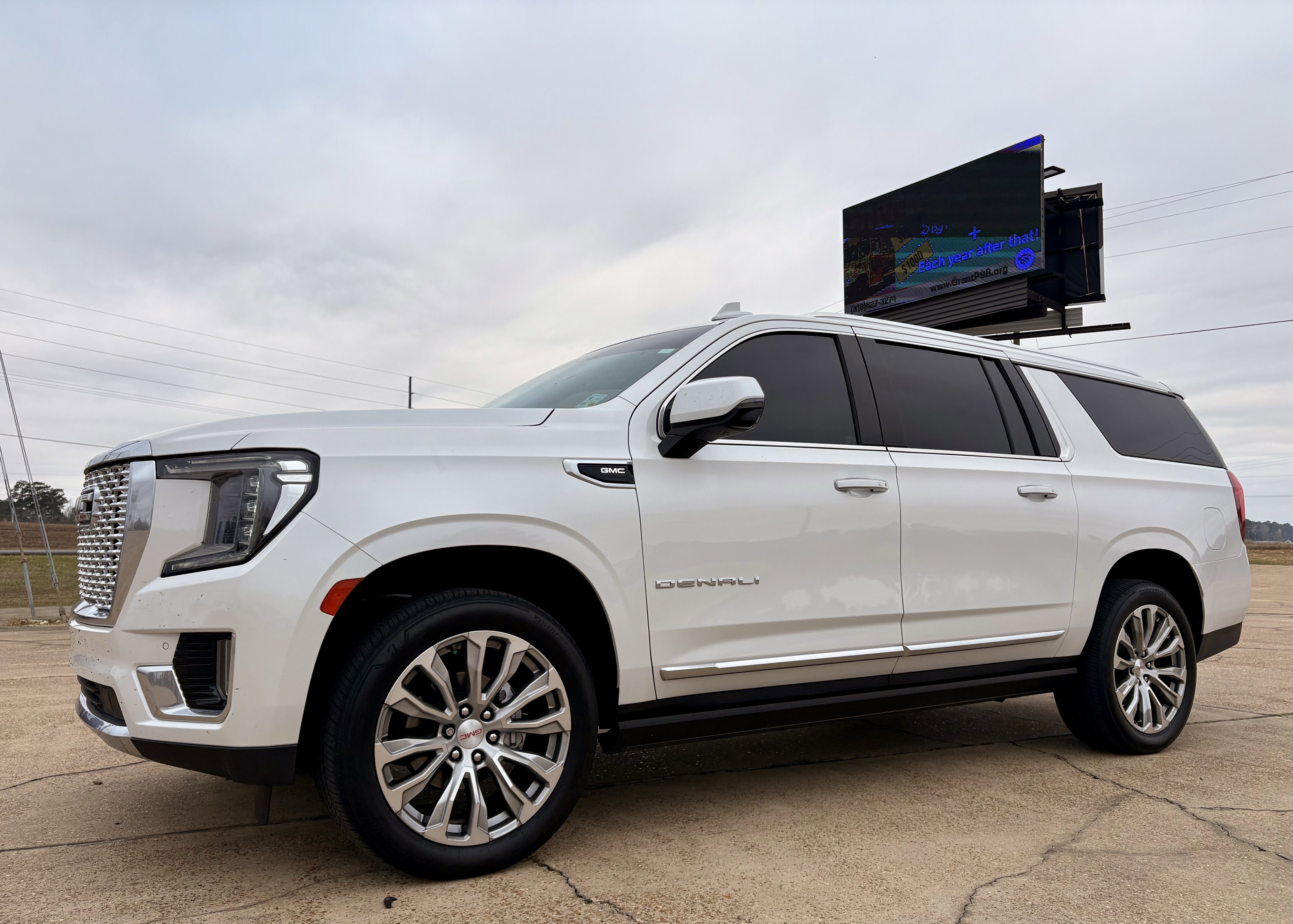 2022 GMC Yukon XL Denali