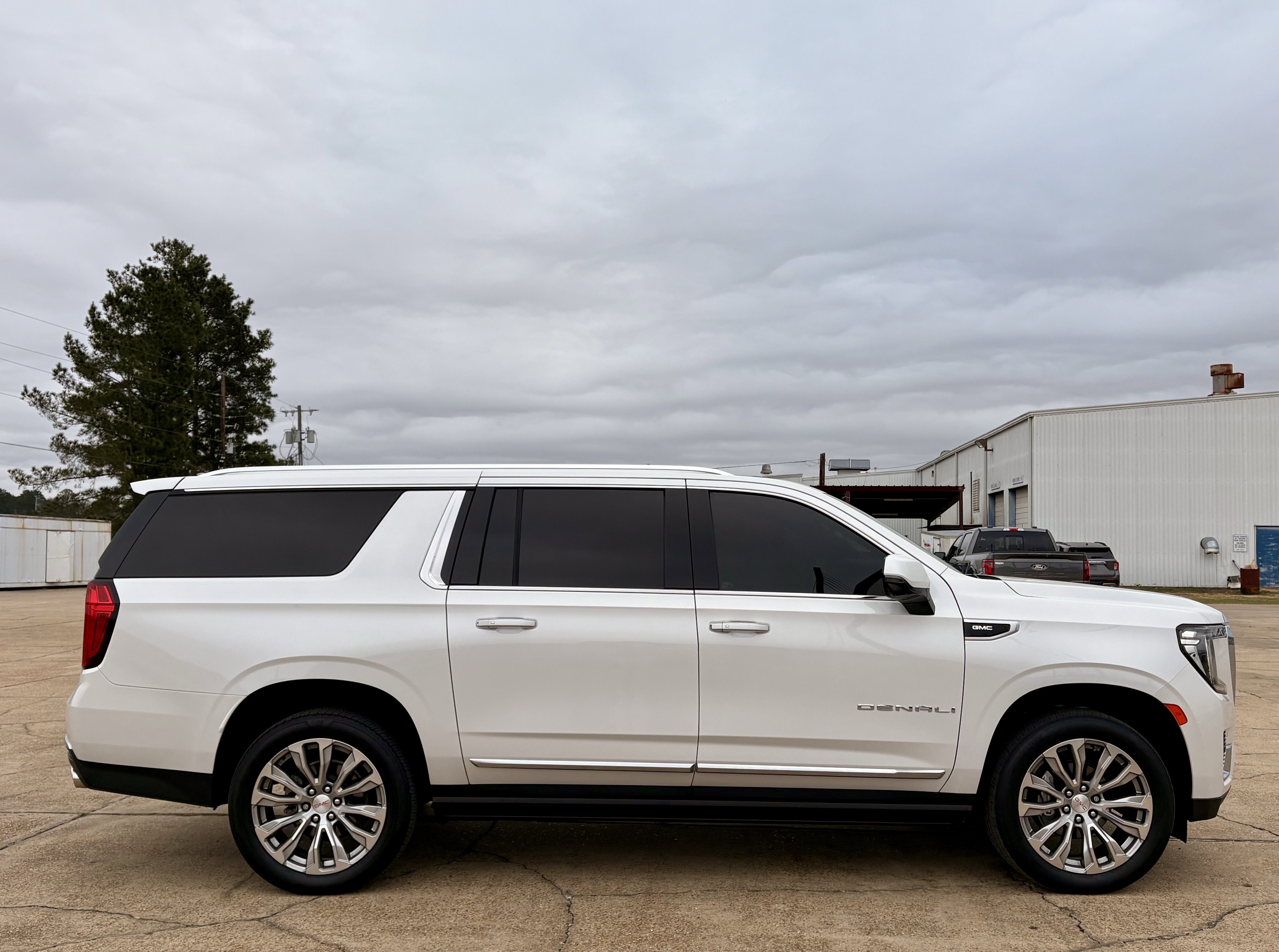 2022 GMC Yukon XL Denali