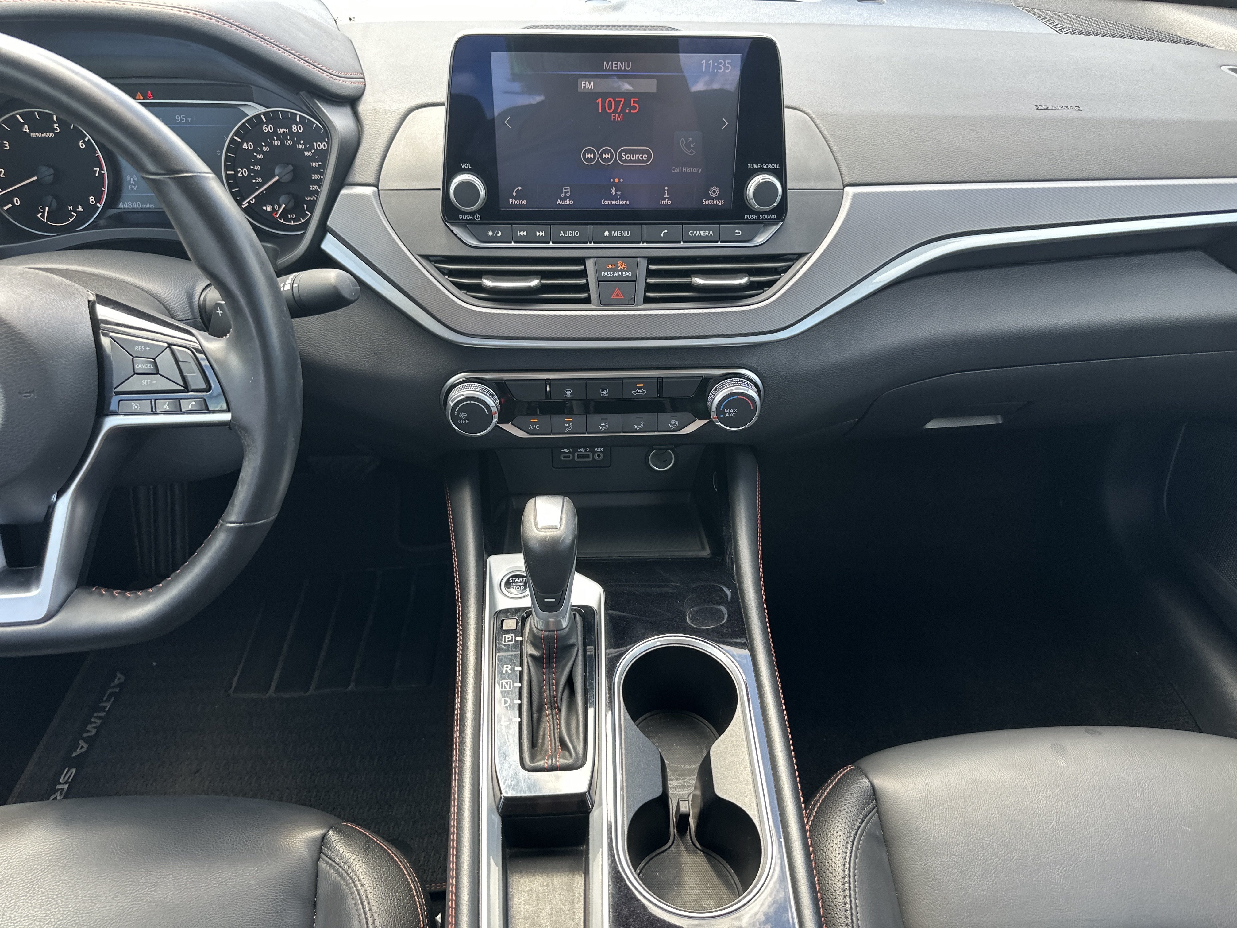 2025 Nissan Altima SR