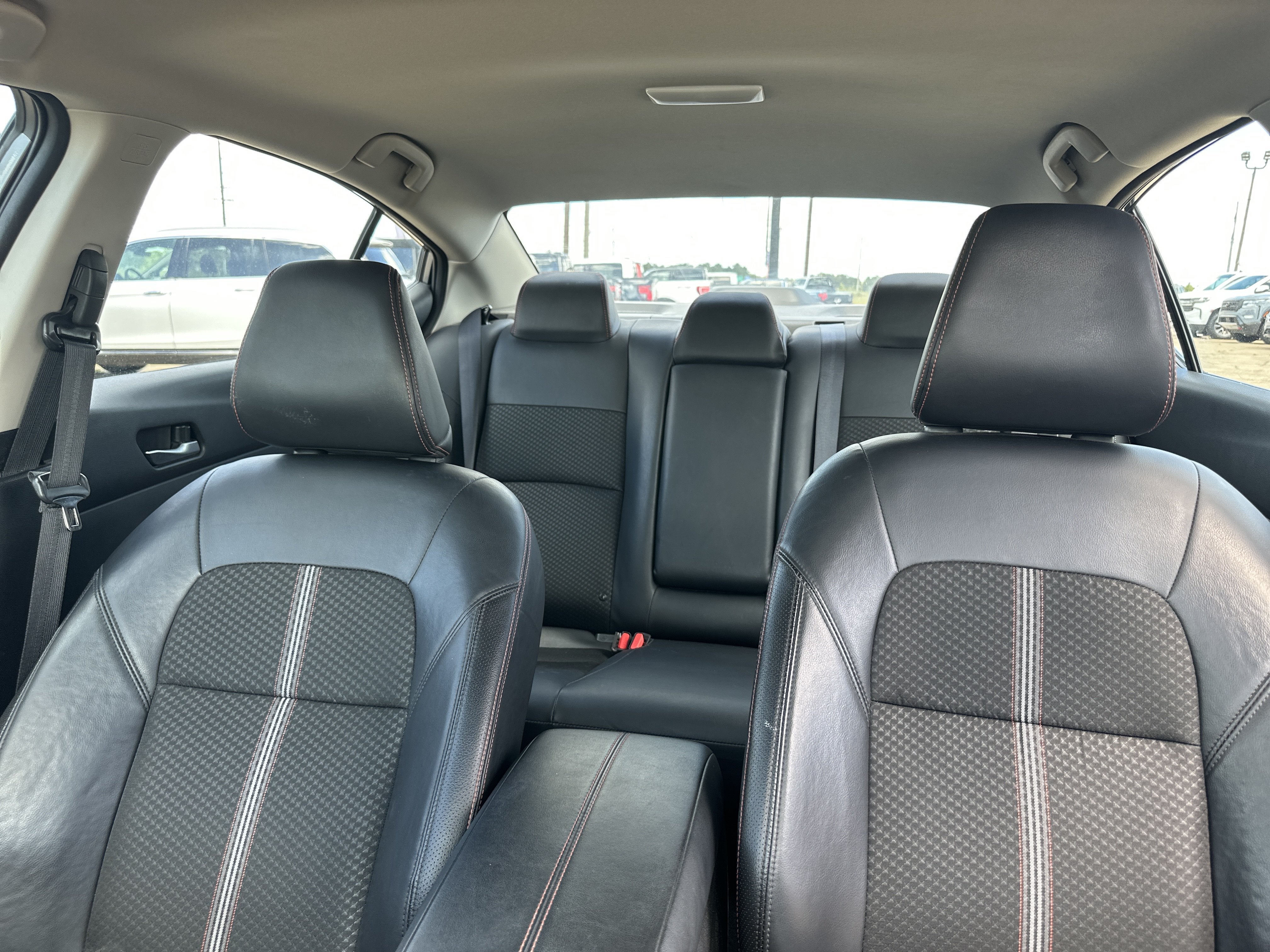 2025 Nissan Altima SR