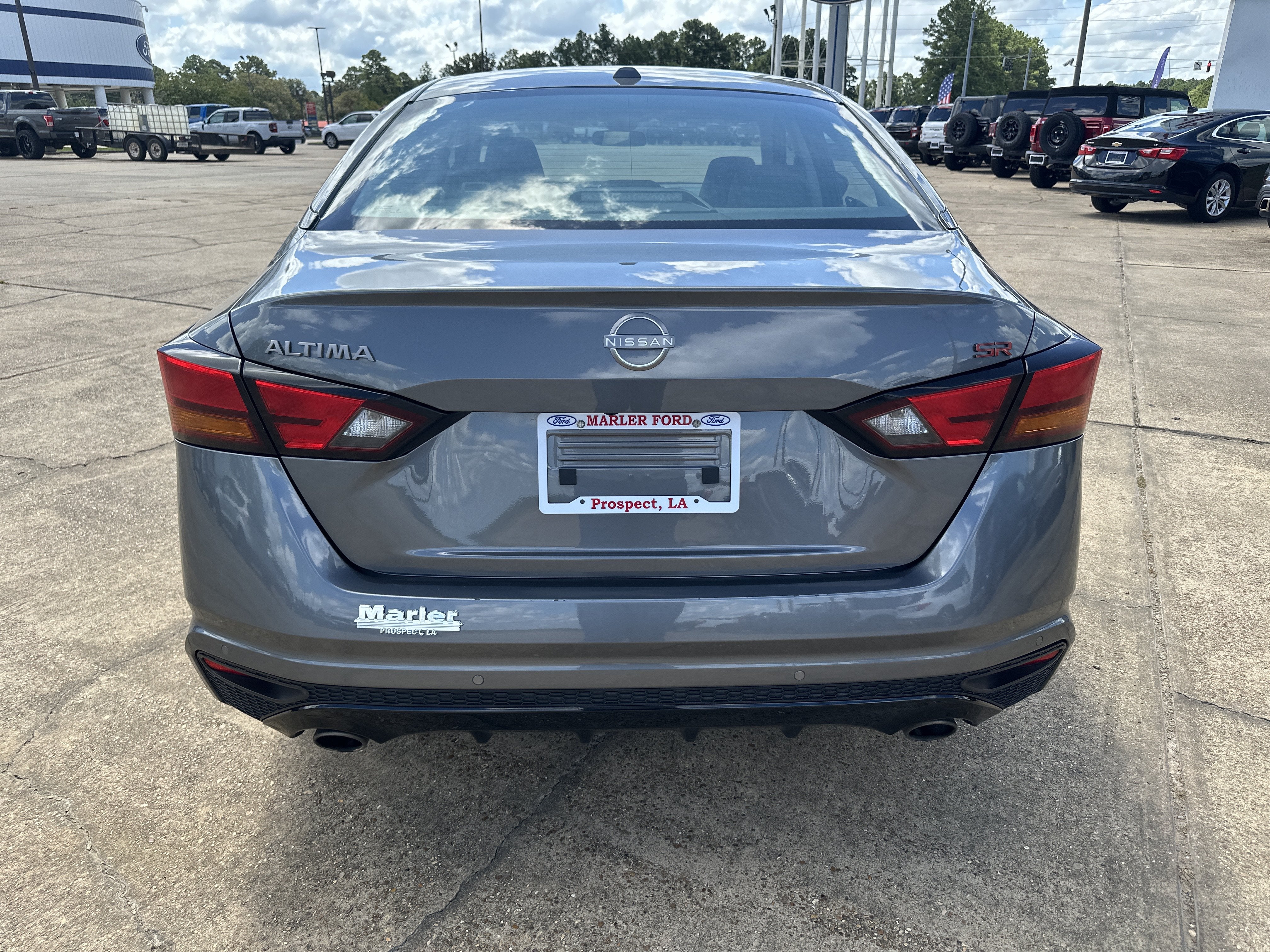 2025 Nissan Altima SR