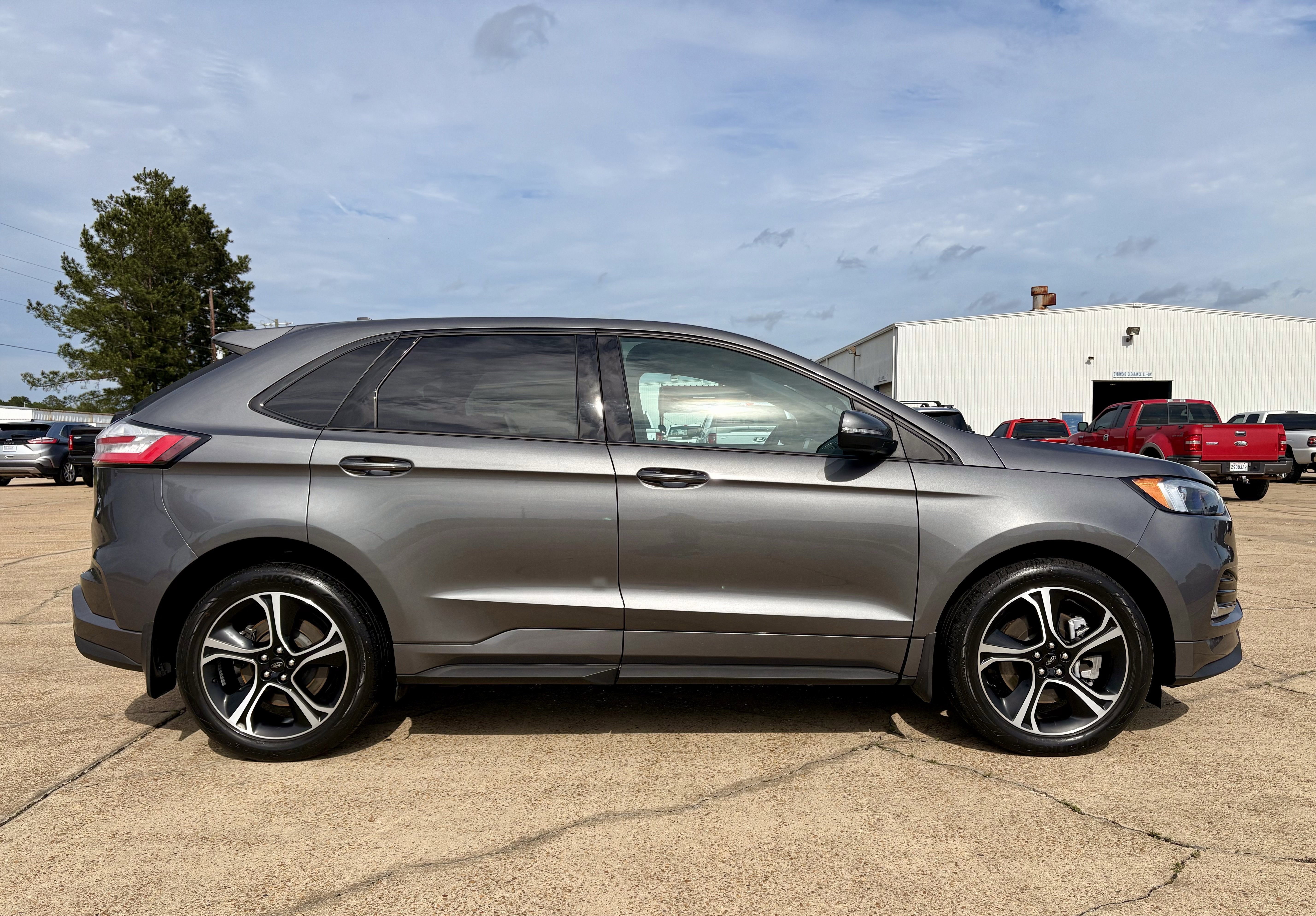 2023 Ford Edge ST