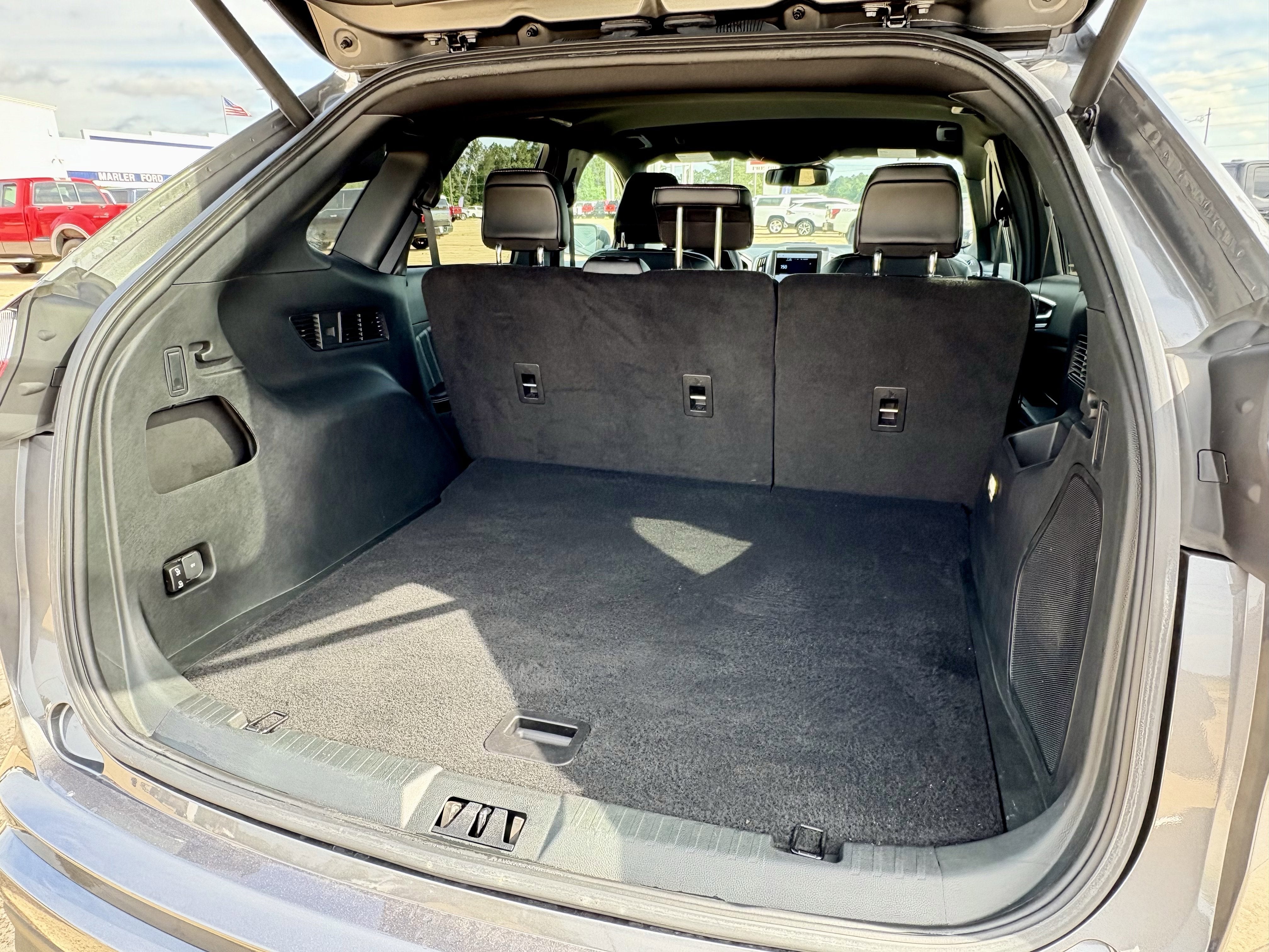 2023 Ford Edge ST