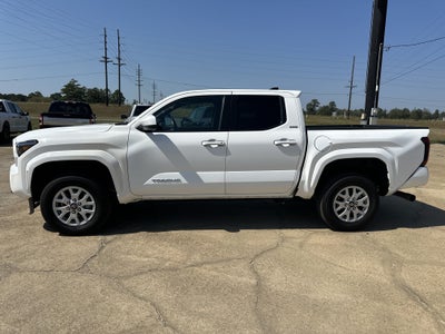 2025 Toyota Tacoma Base