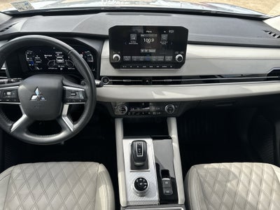 2024 Mitsubishi Outlander SEL