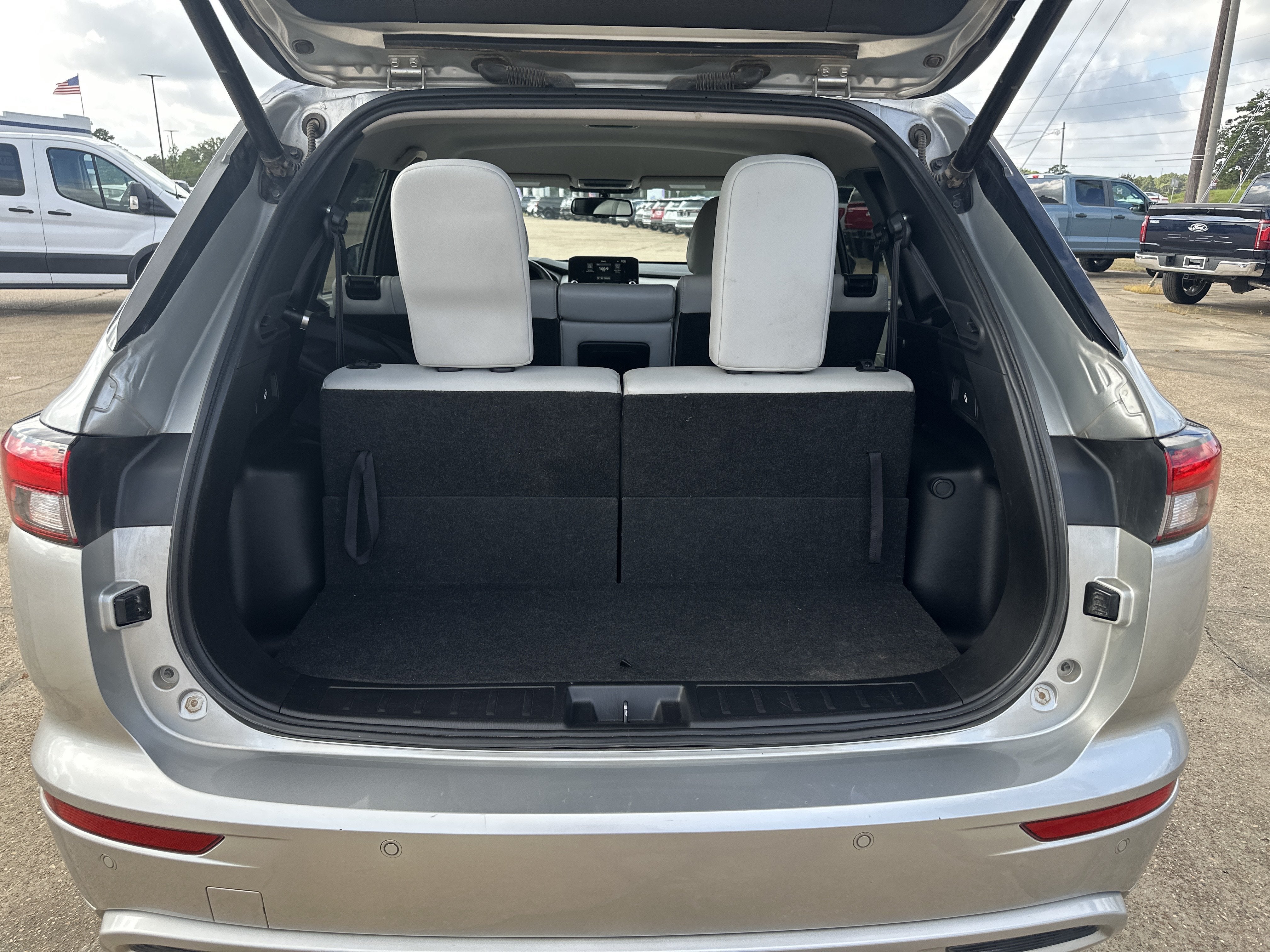 2024 Mitsubishi Outlander SEL