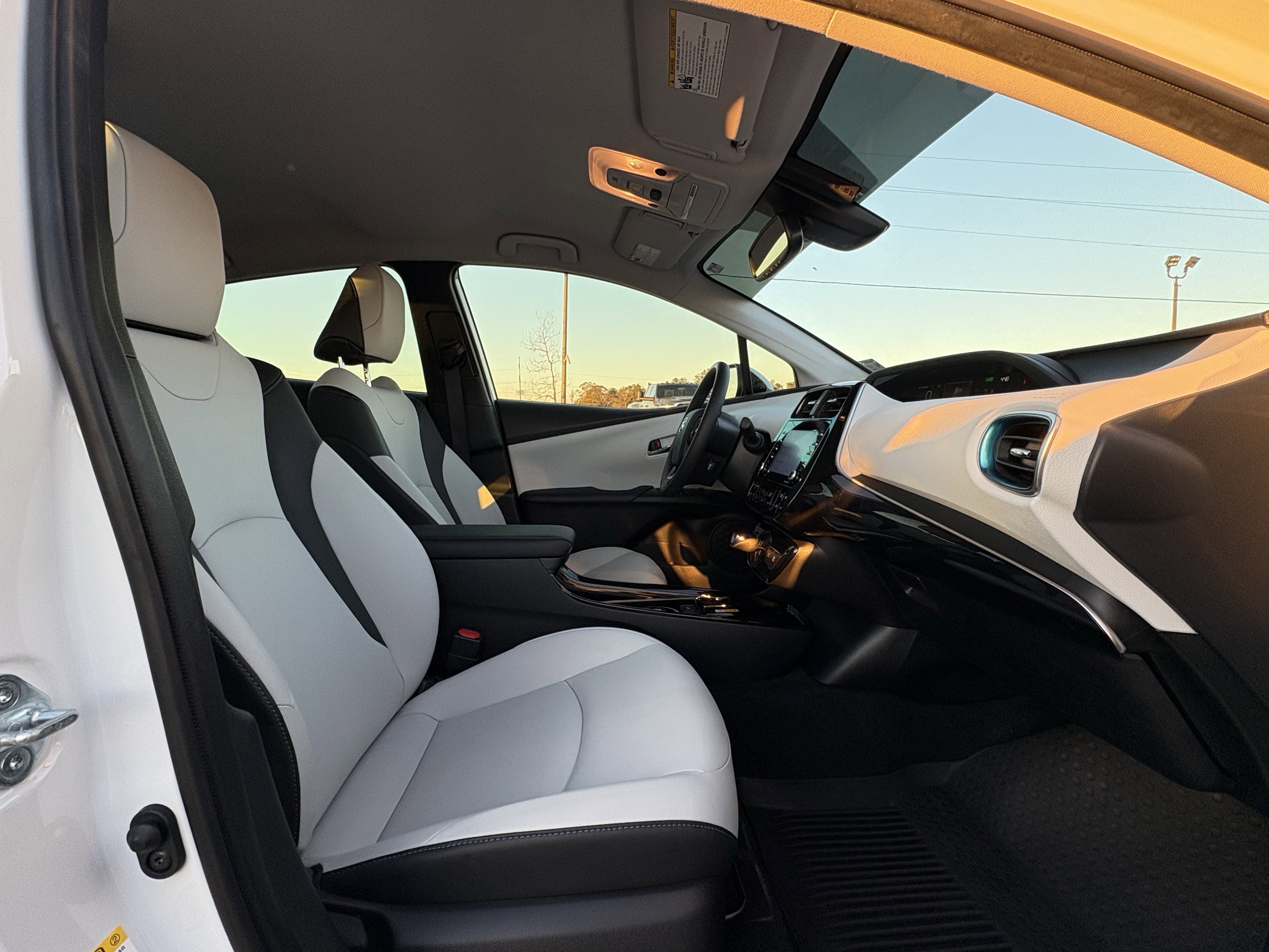 2022 Toyota Prius XLE