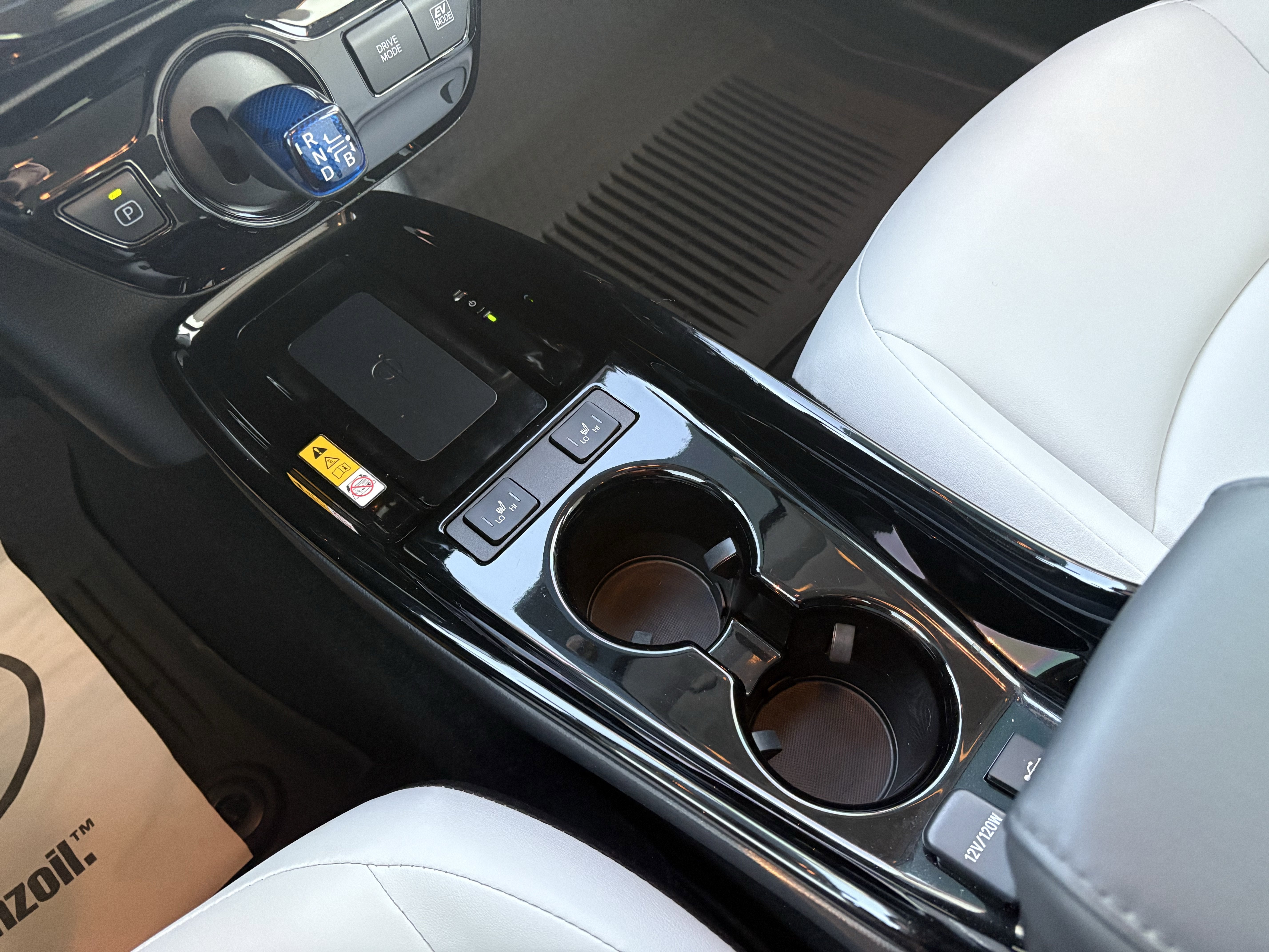 2022 Toyota Prius XLE