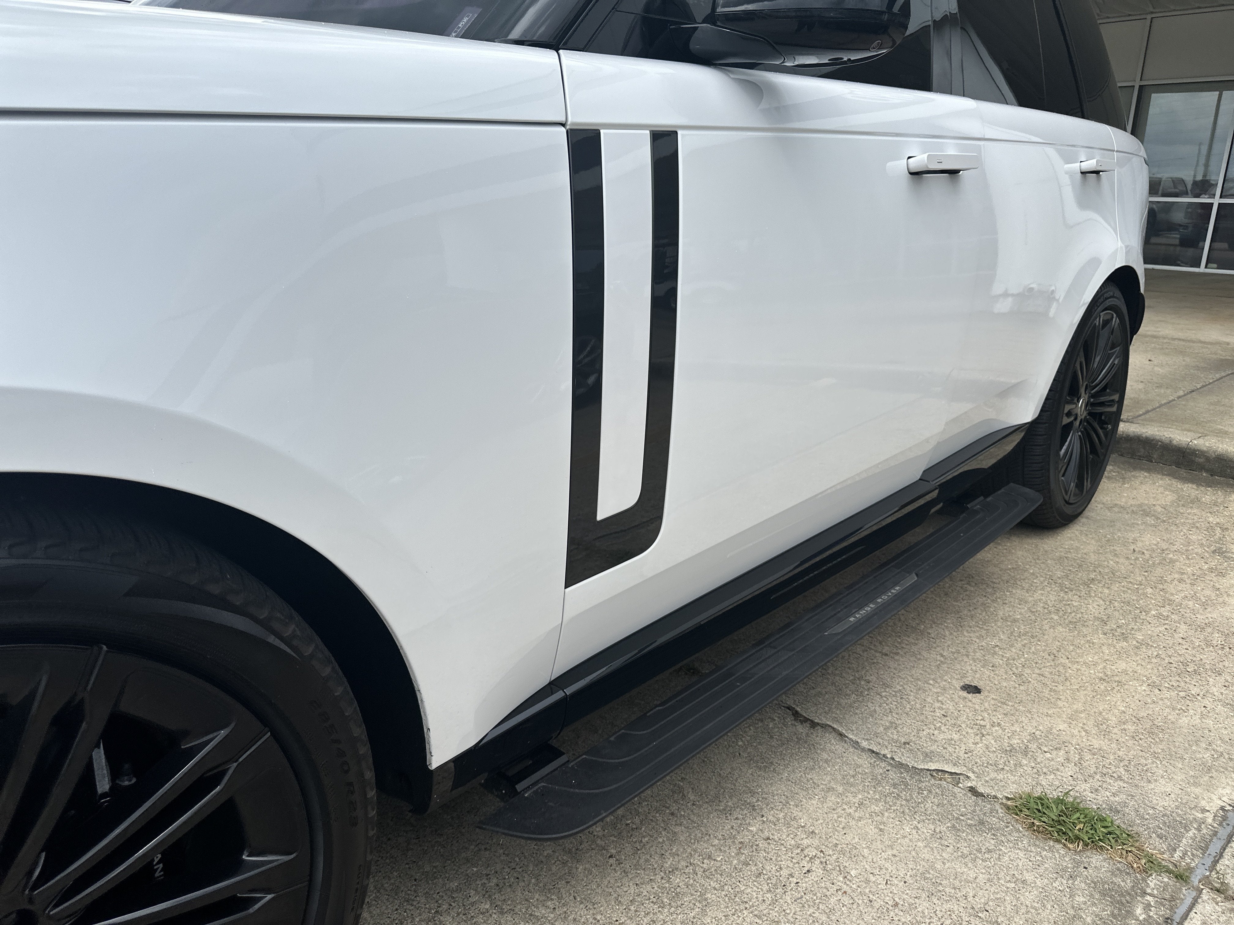 2023 Land Rover Range Rover P530 SE