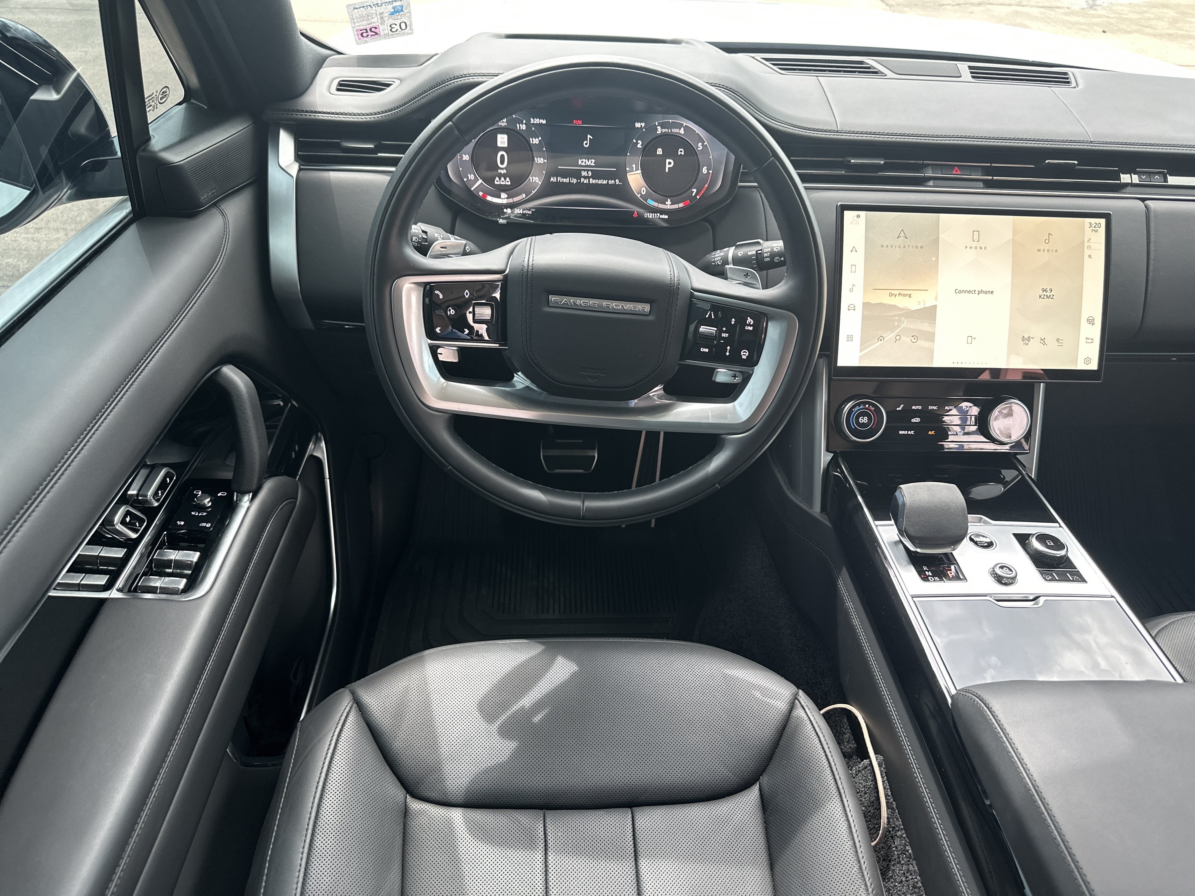 2023 Land Rover Range Rover P530 SE